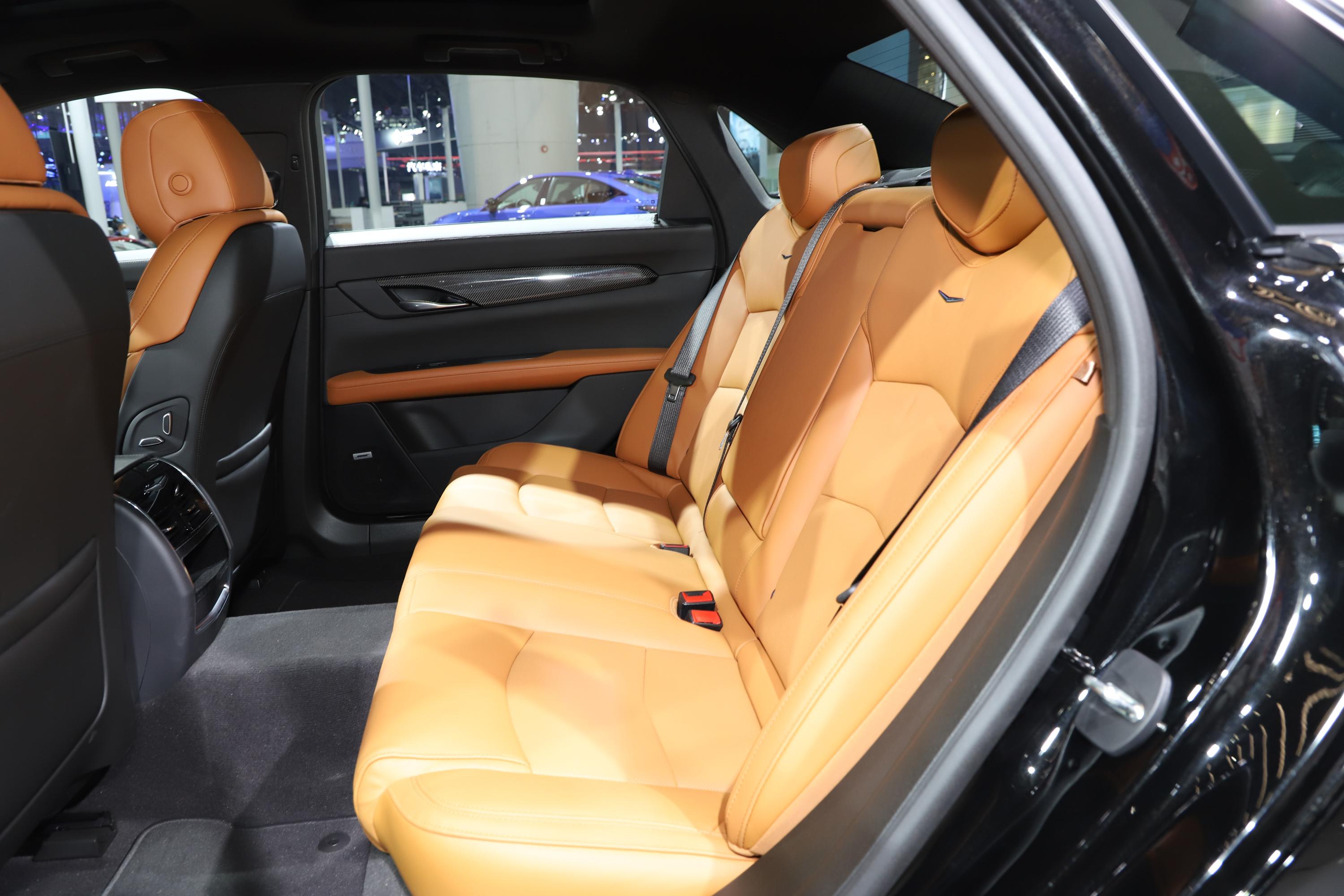 凯迪拉克ct6方向盘空间雷达