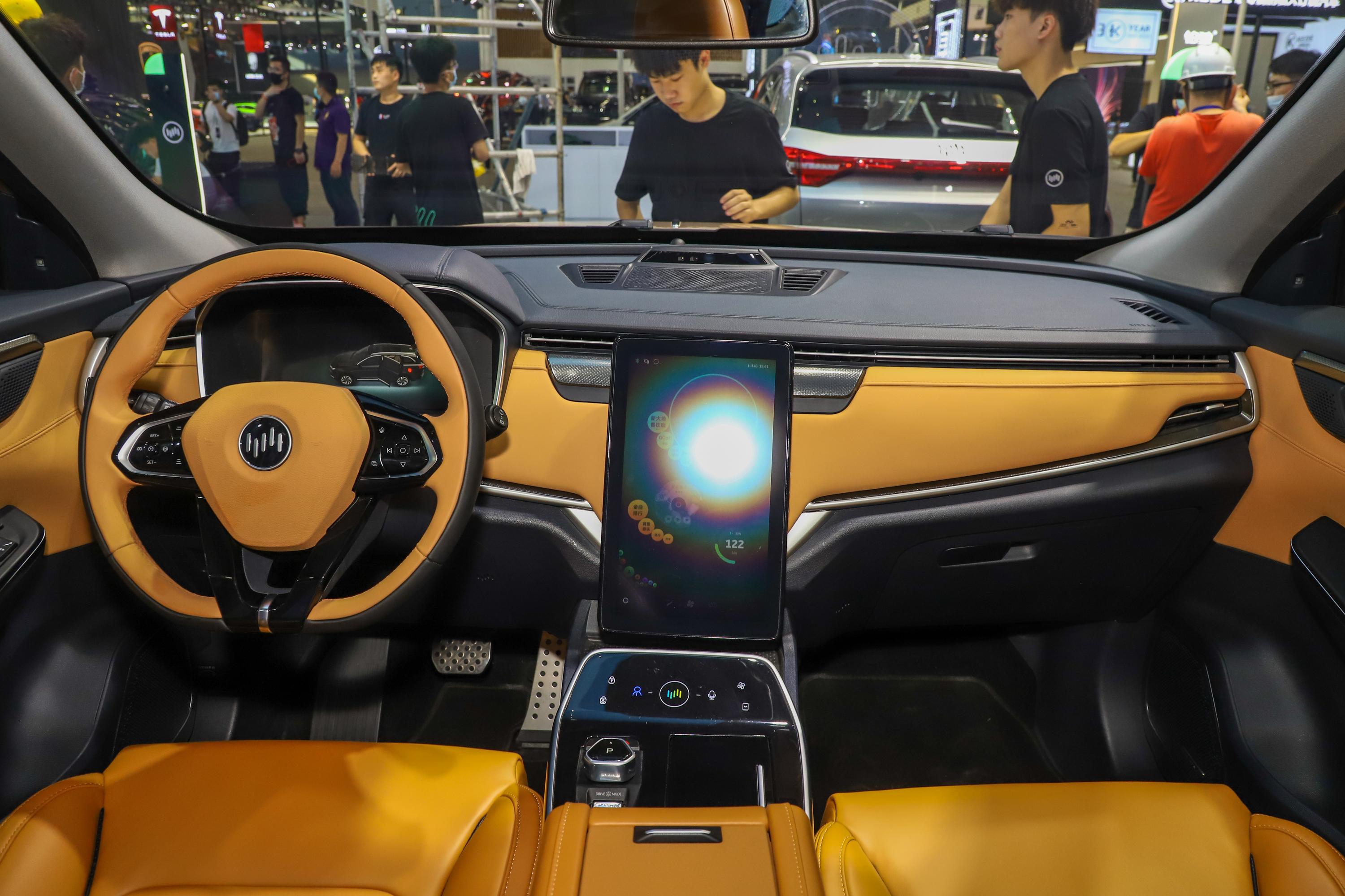 威马ex6车尾_座椅_气囊