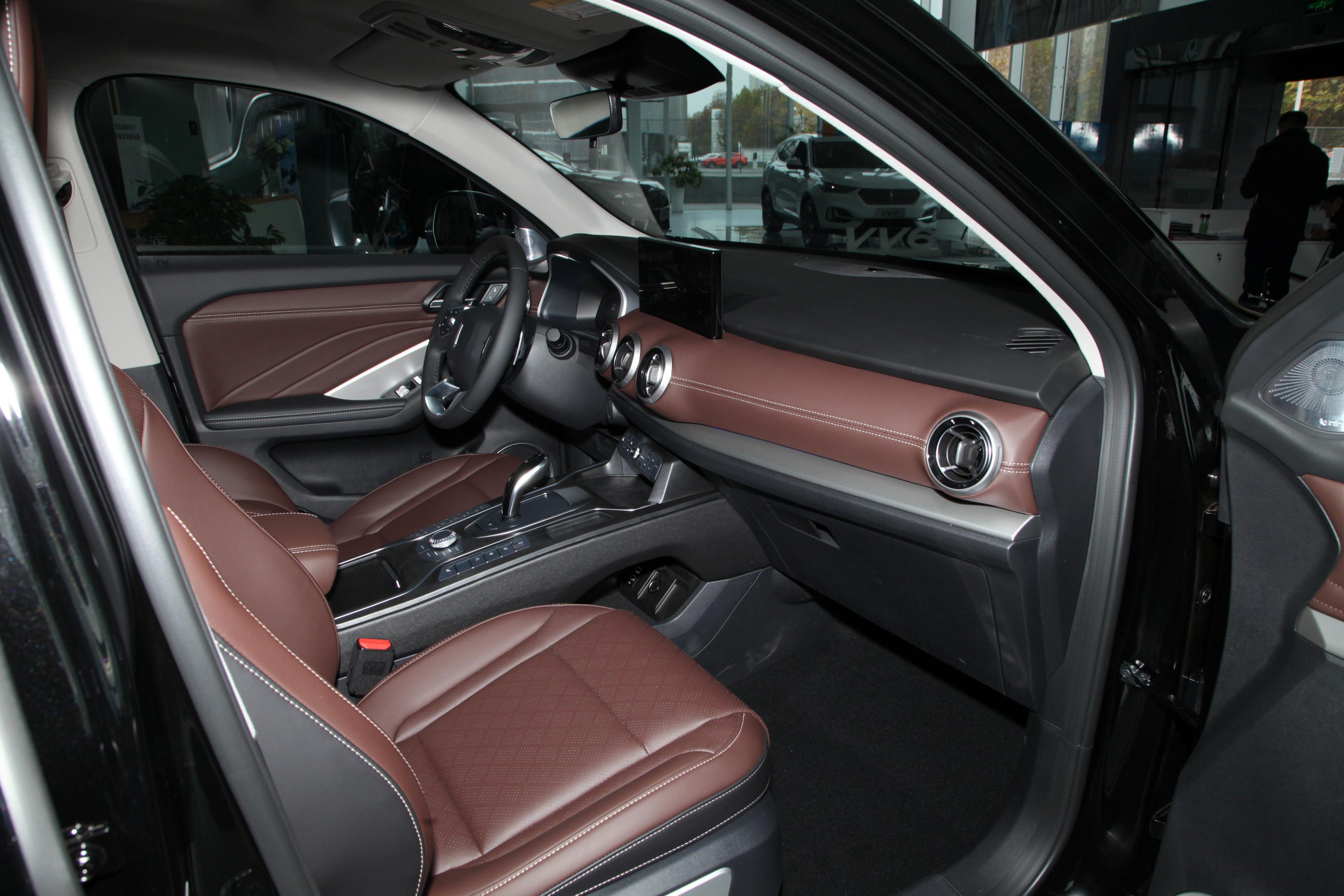 wey vv6内饰-后排-发动机-易车