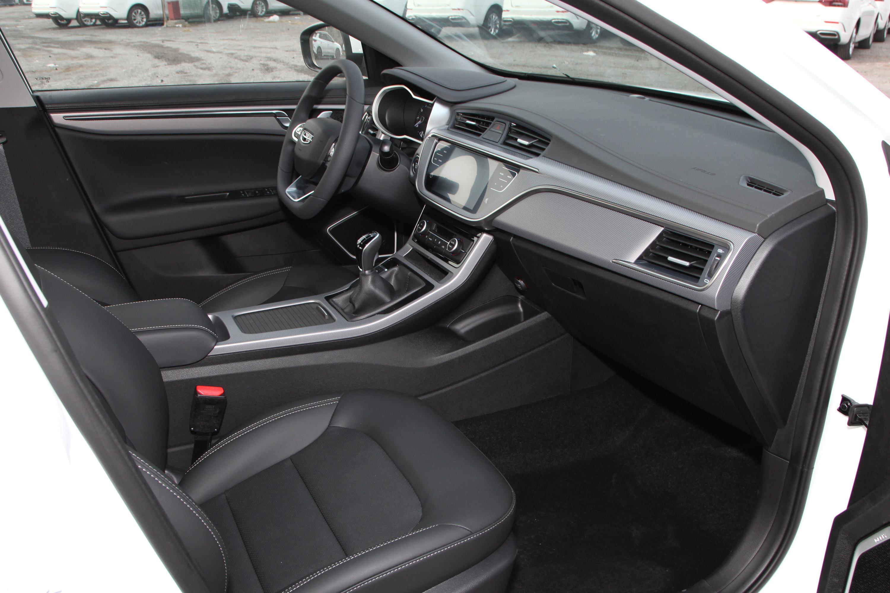 帝豪gl内饰-后排-动力-易车