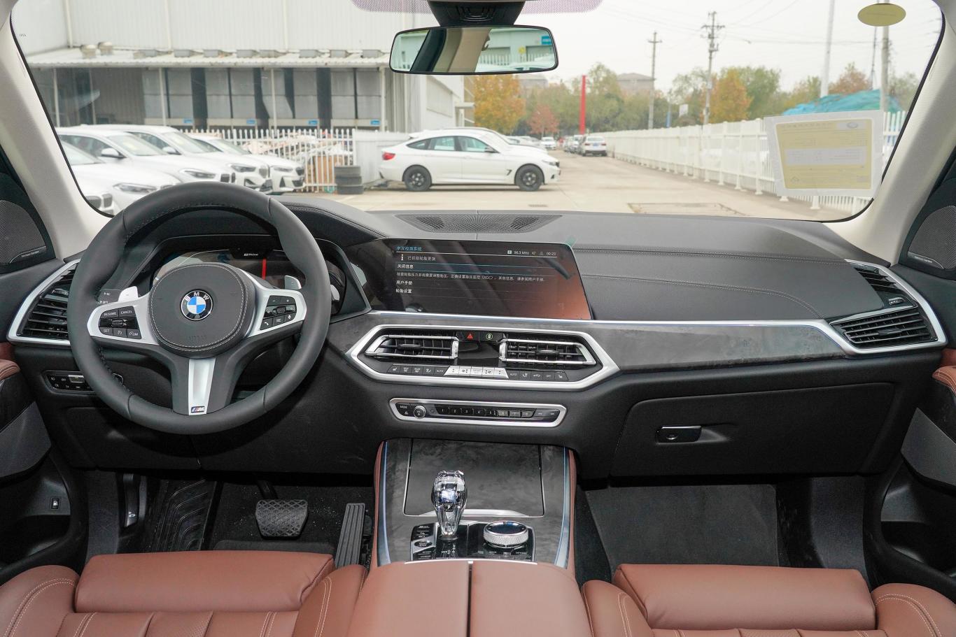 【宝马x5 插电混动(进口)xdrive45e m运动套装中控台整体图片-汽车图
