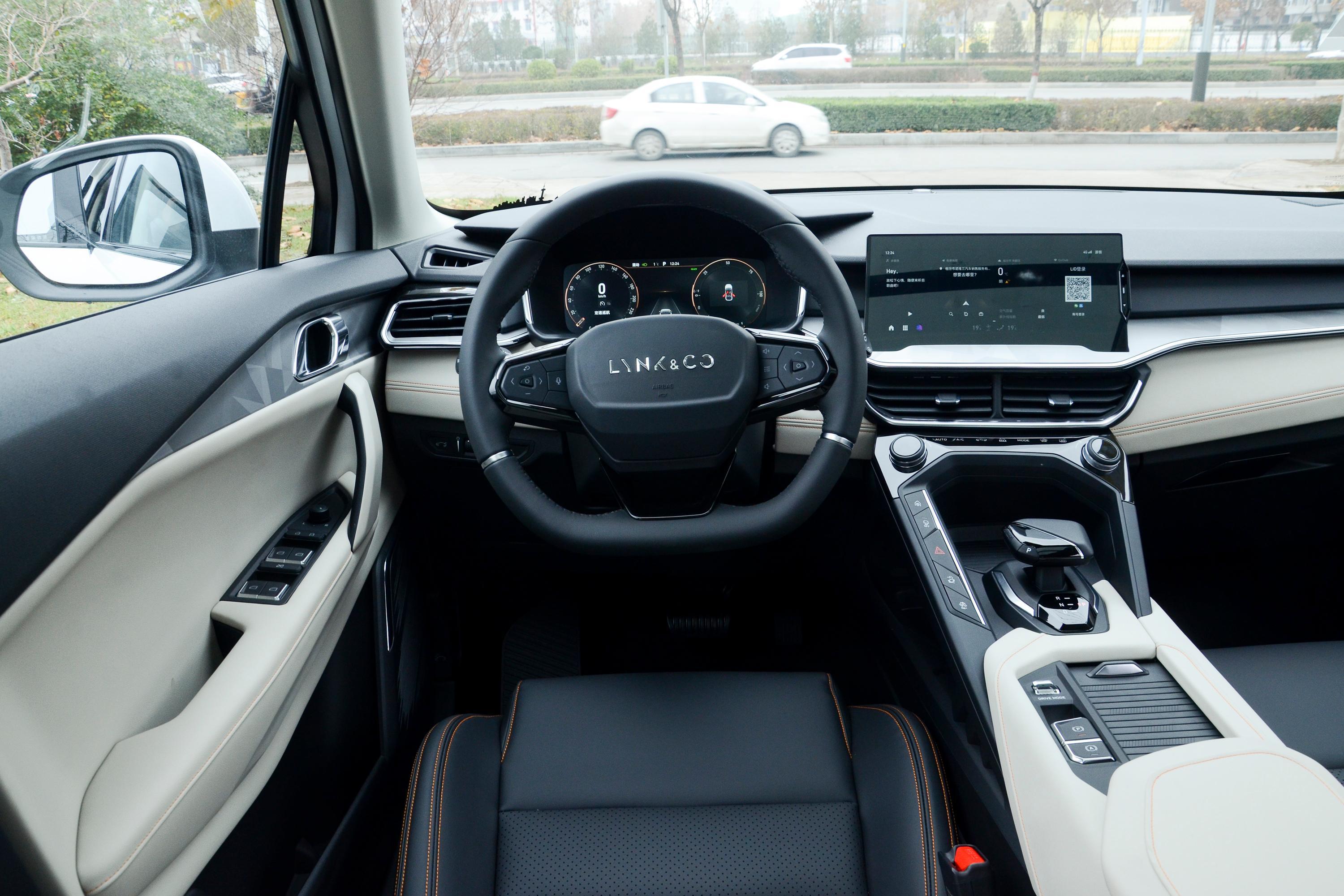 领克06 phev车尾-座椅-气囊-易车