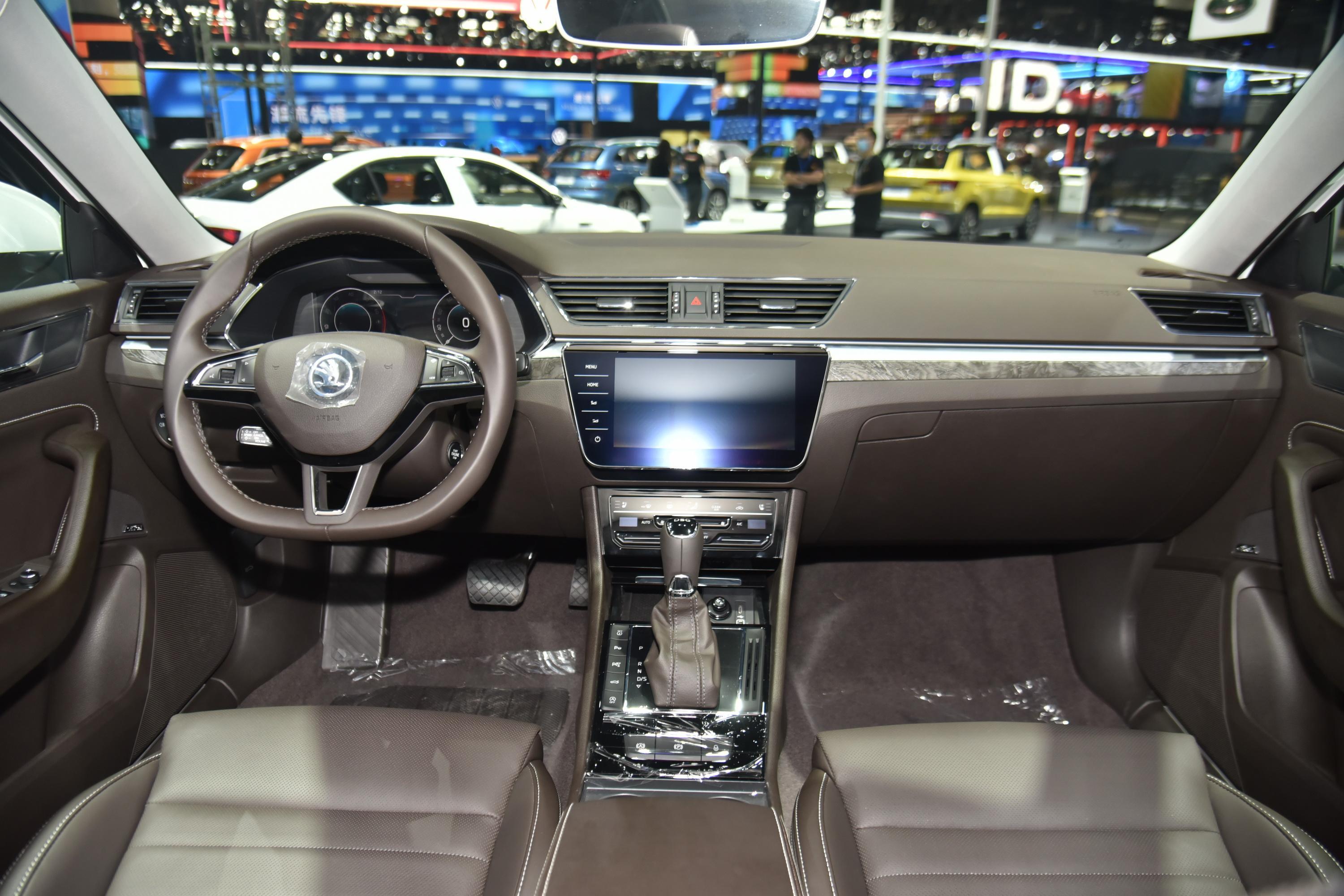 速派内饰-轴距-双离合-易车