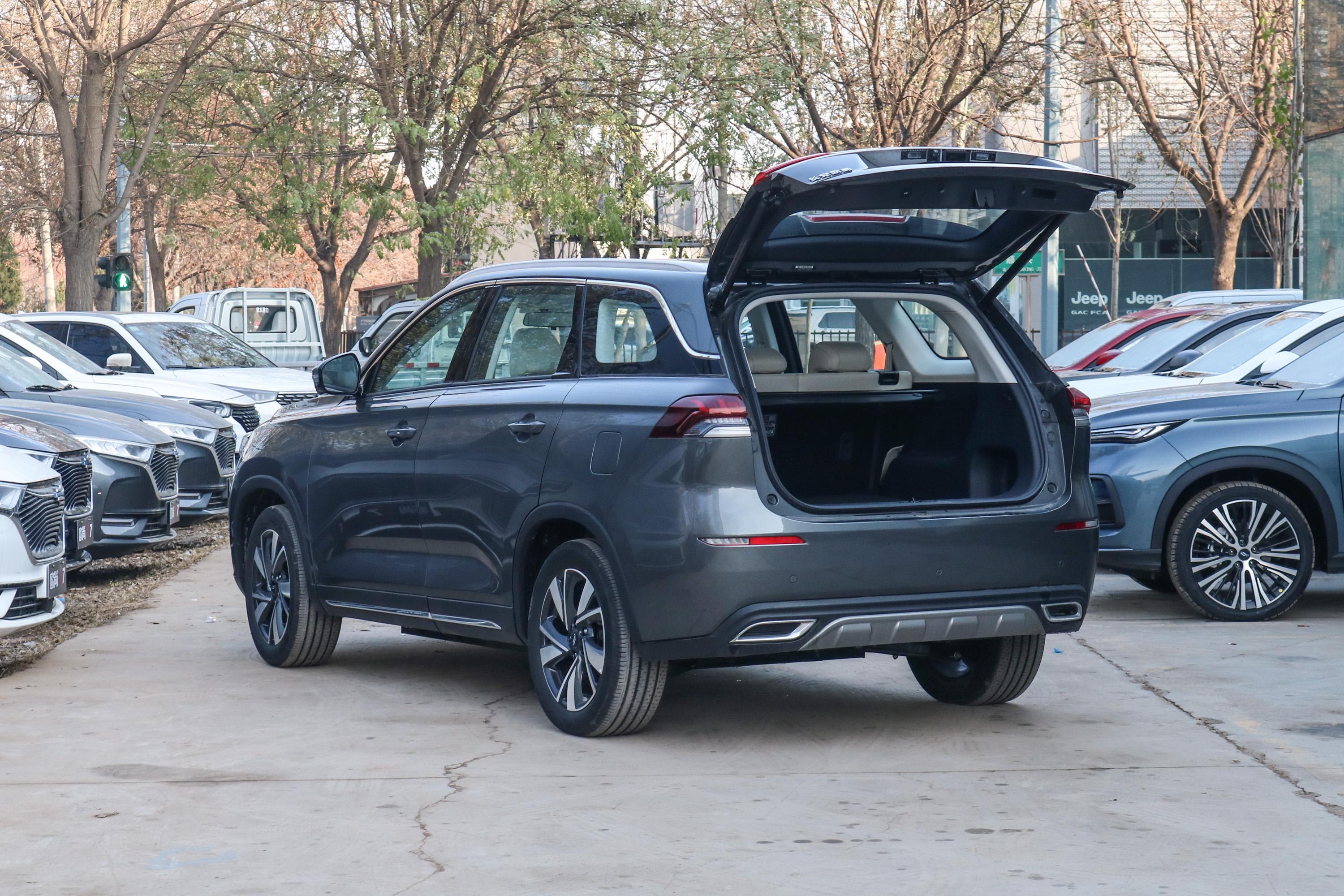 长安欧尚x7 ev车灯-座椅-气囊-易车