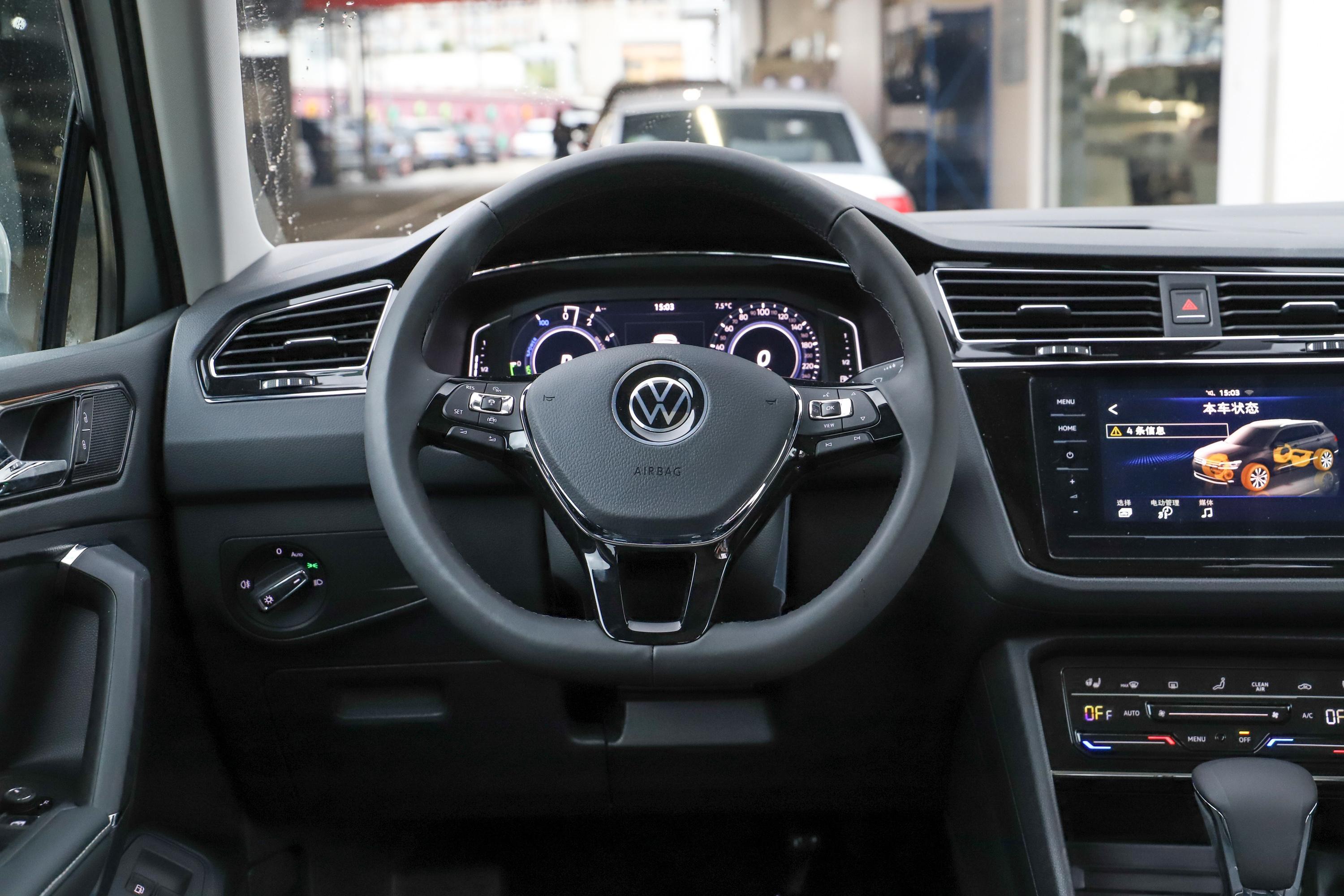 途观l插电混动大灯方向盘气囊