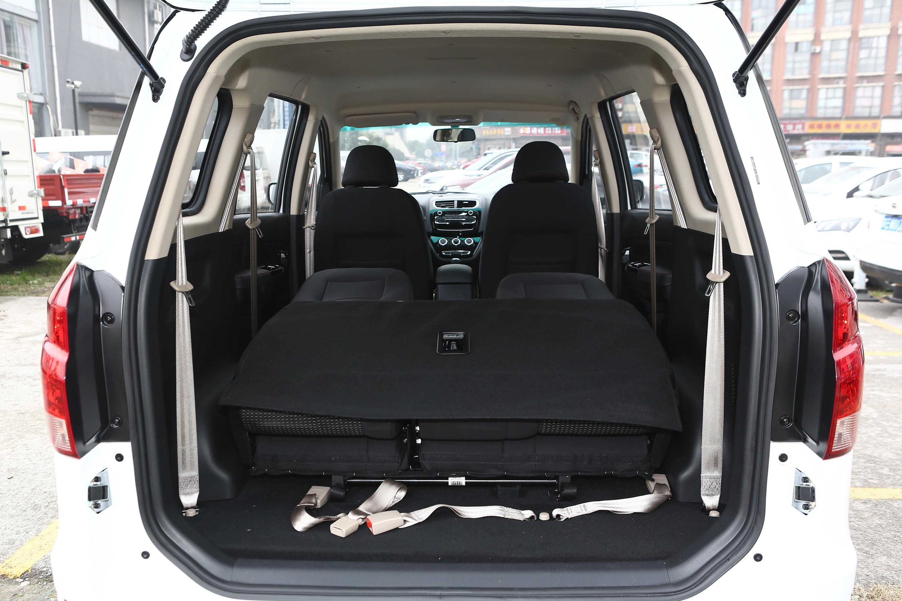 swm斯威x2车尾-座椅-abs-易车