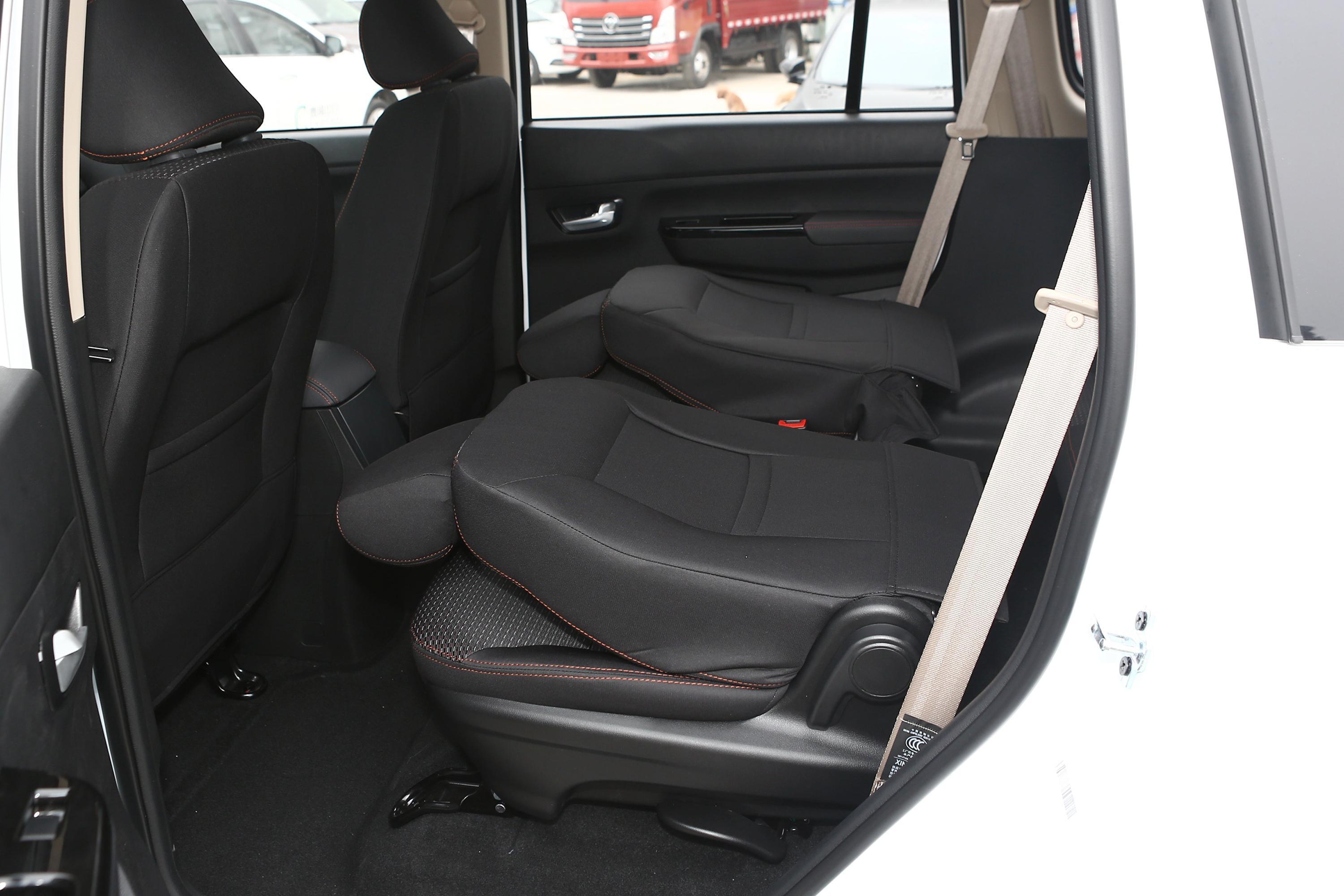 swm斯威x2车尾-座椅-胎压-易车