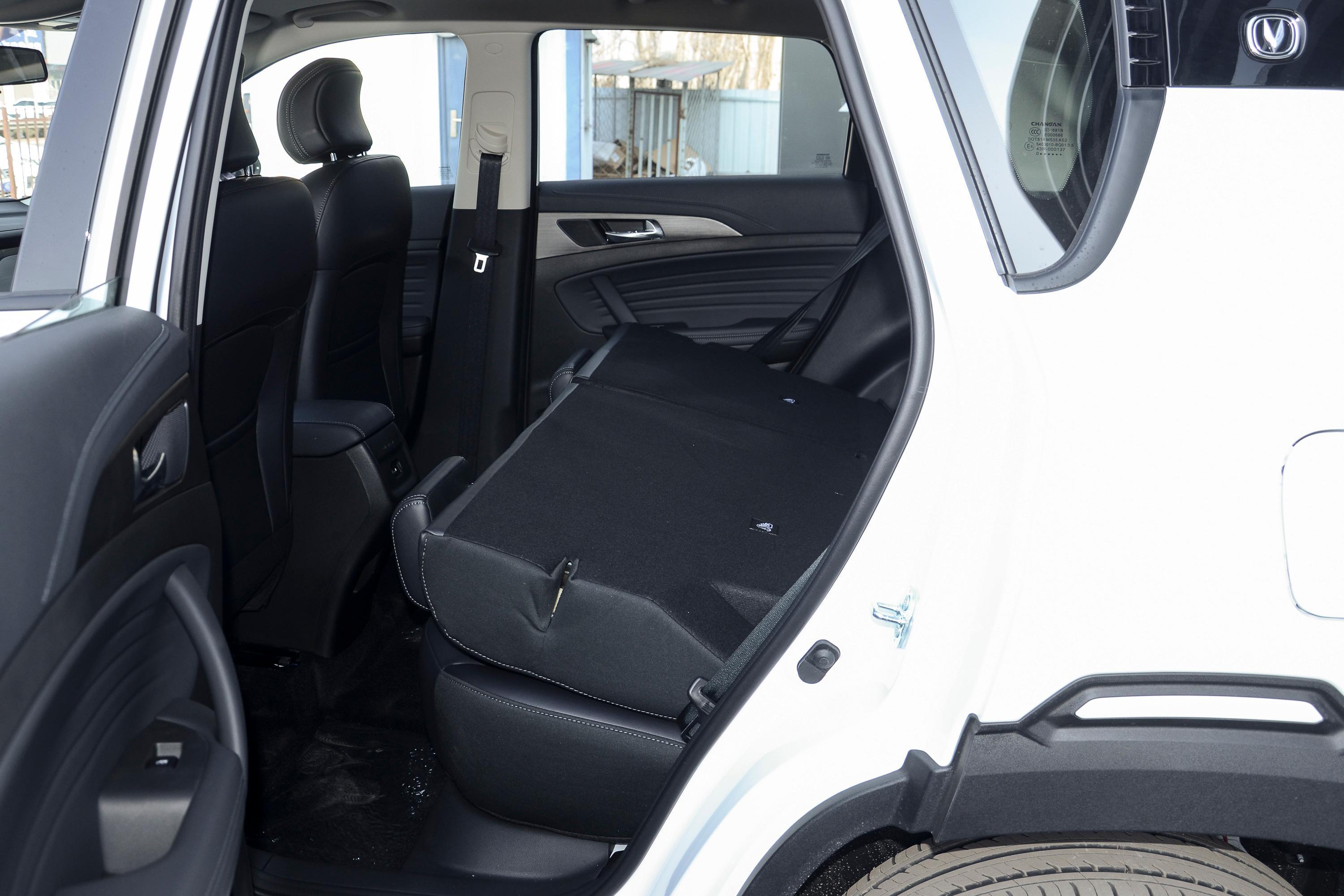 长安cs35plus车灯座椅气囊