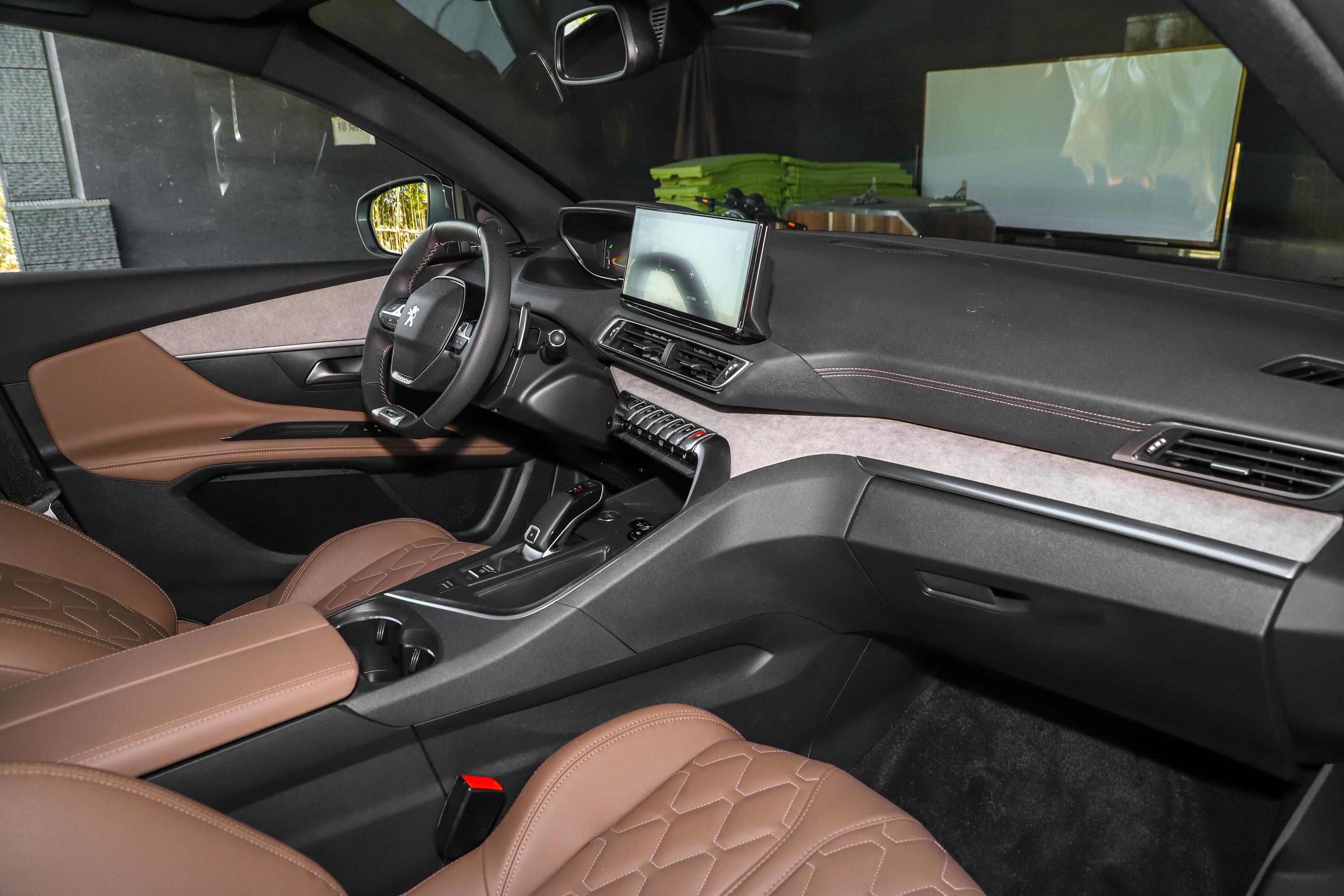 标致5008内饰-轴距-发动机-易车