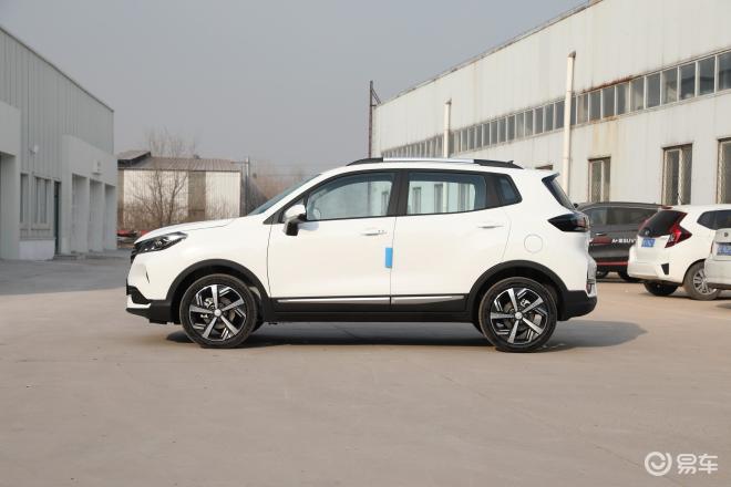 广西吉星长安长安cs15优惠高达02万元