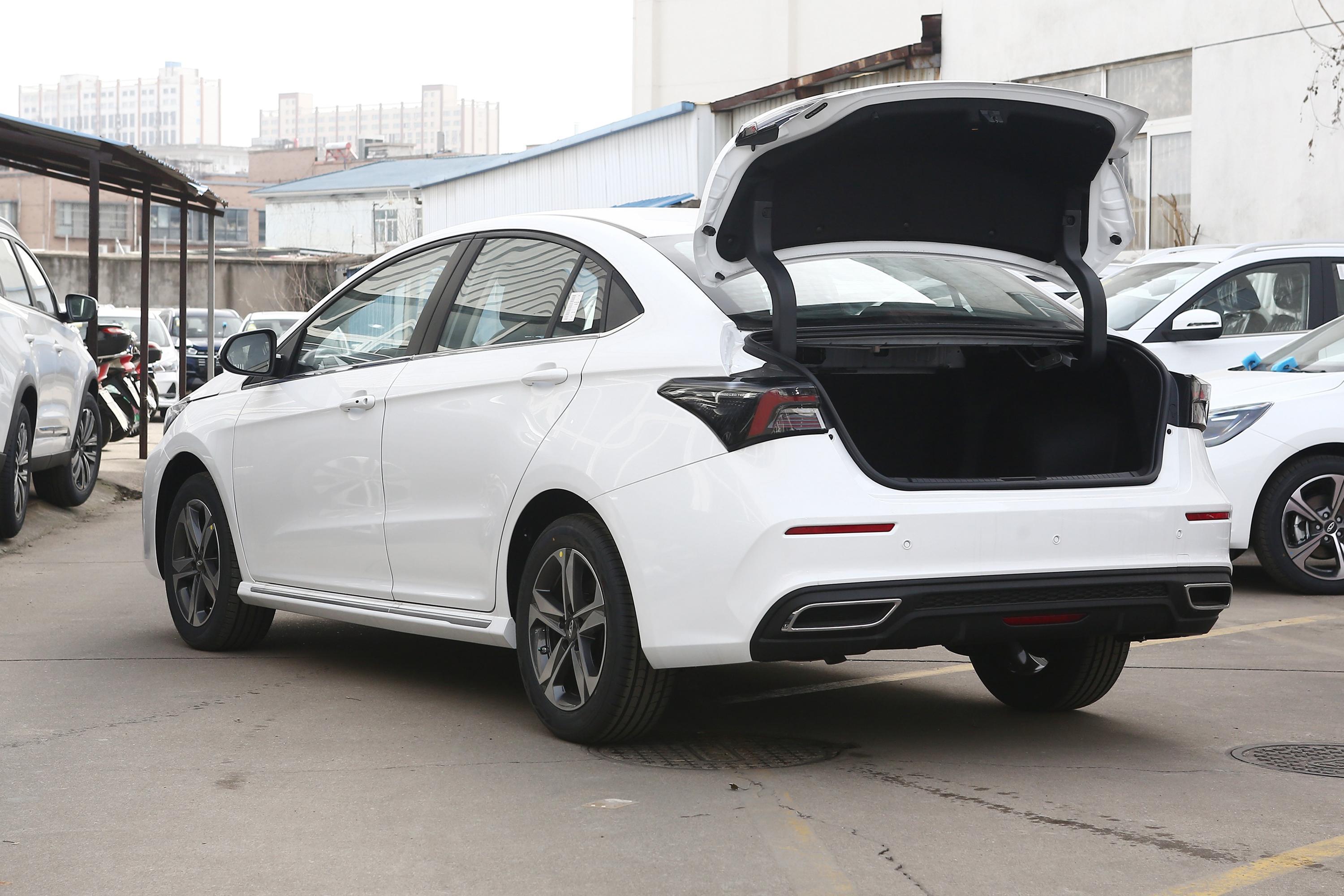 艾瑞泽5 plus车尾-座椅-气囊-易车