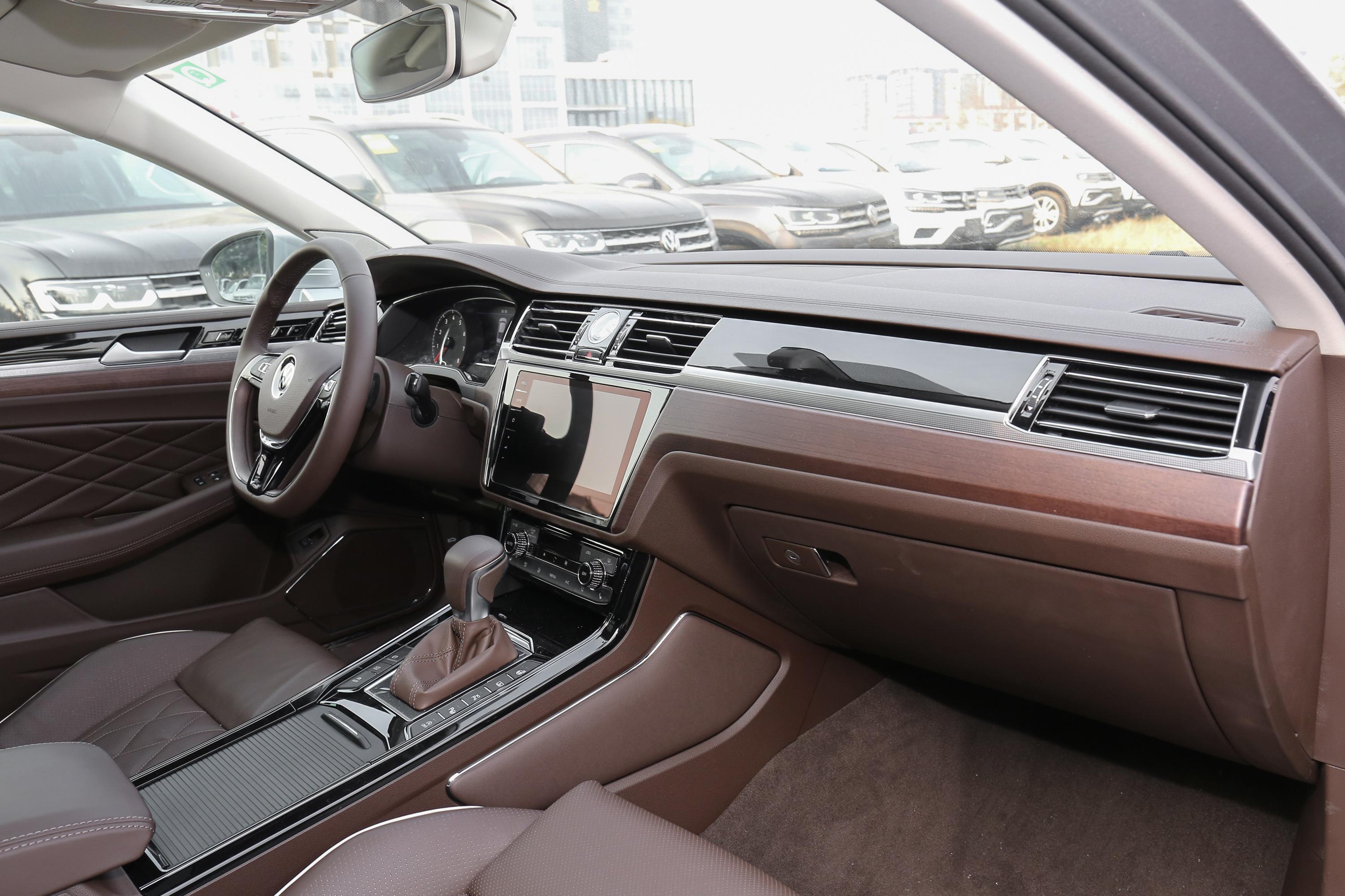 辉昂中控台-空间-动力-易车