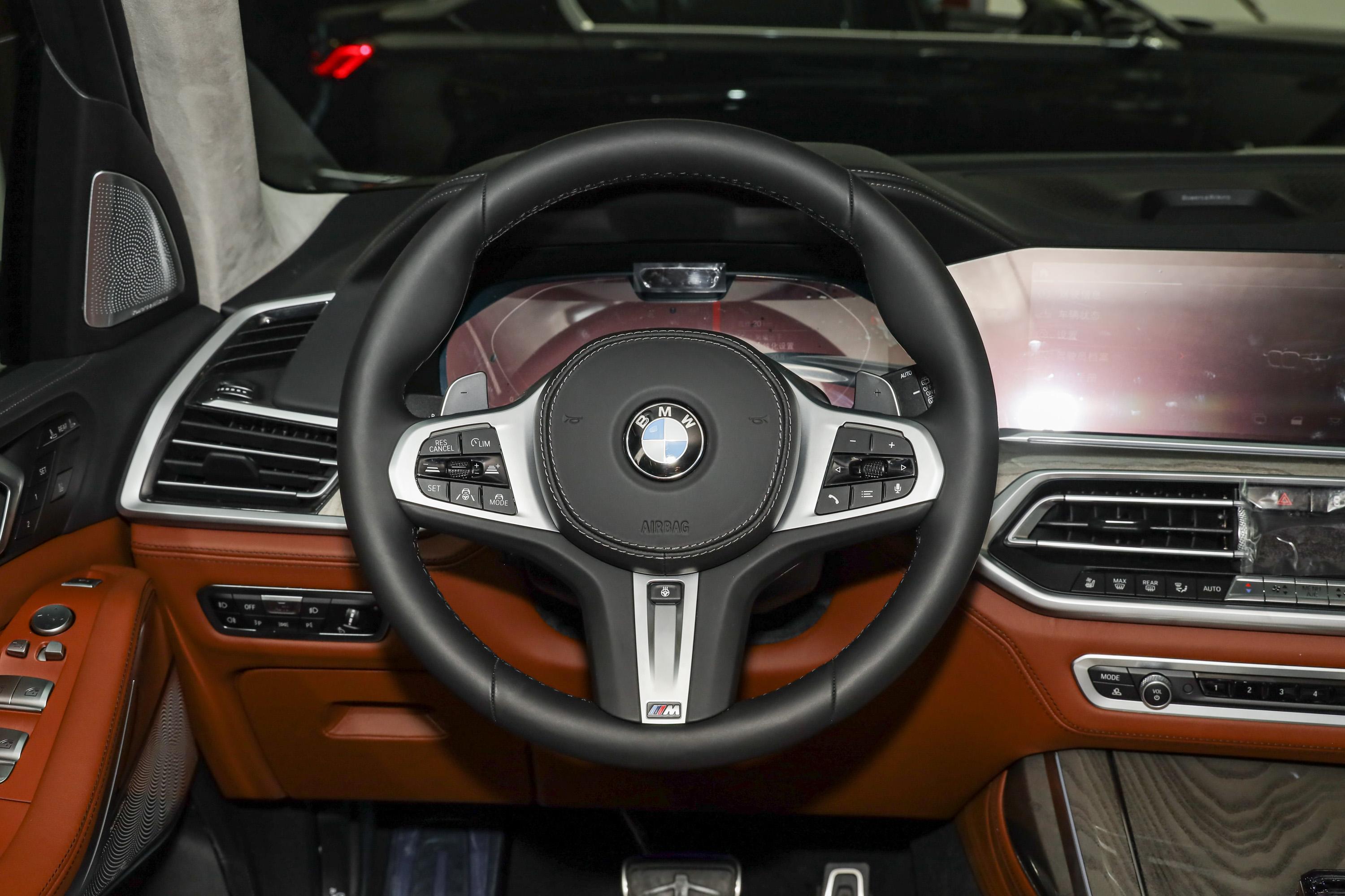 宝马x7车身-方向盘-气囊-易车