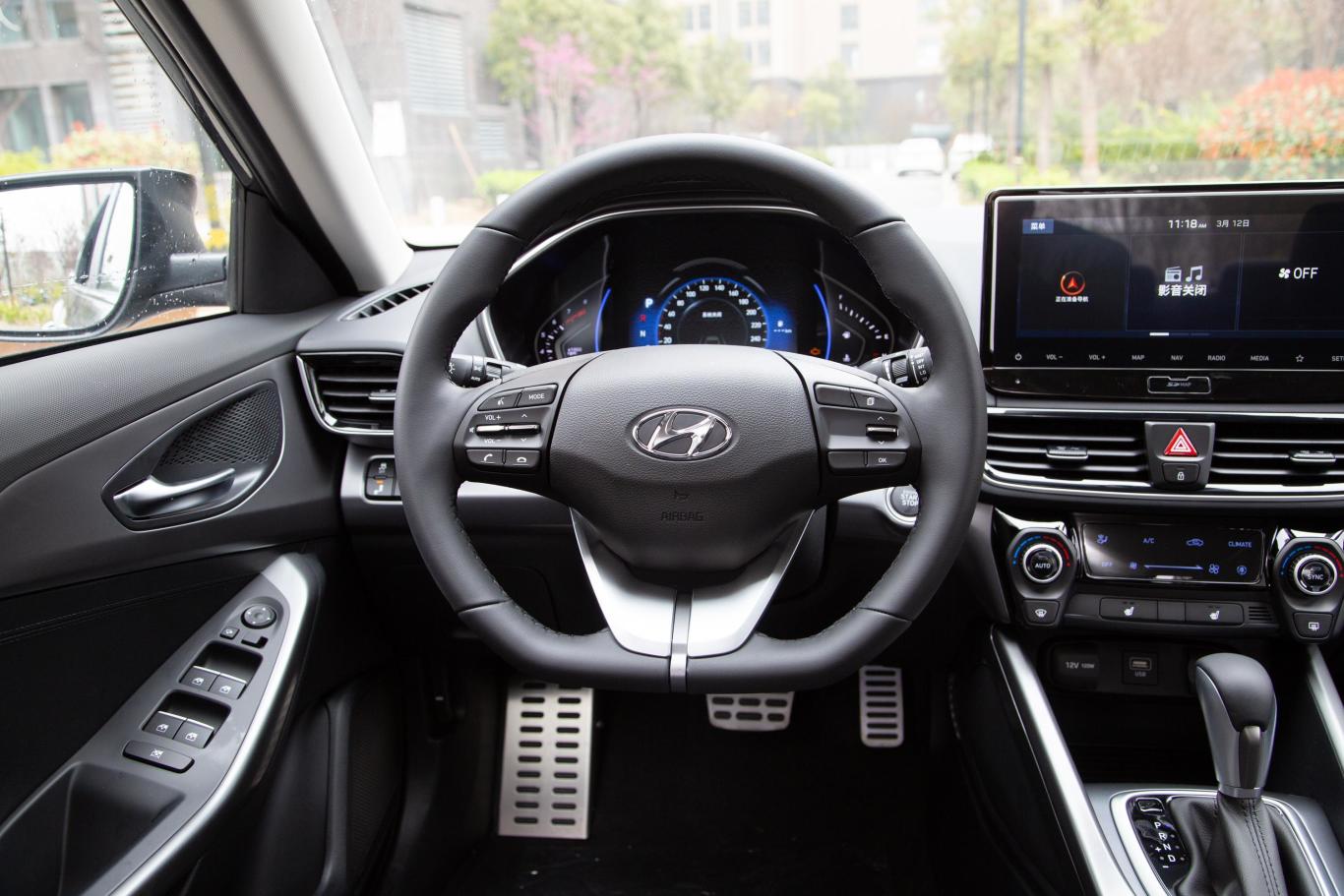 lafesta 菲斯塔280t luxury sport劲享版方向盘