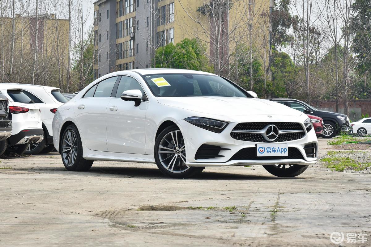【奔驰cls级2021款改款 cls 300 动感型侧前45度车头向右水平汽车图片