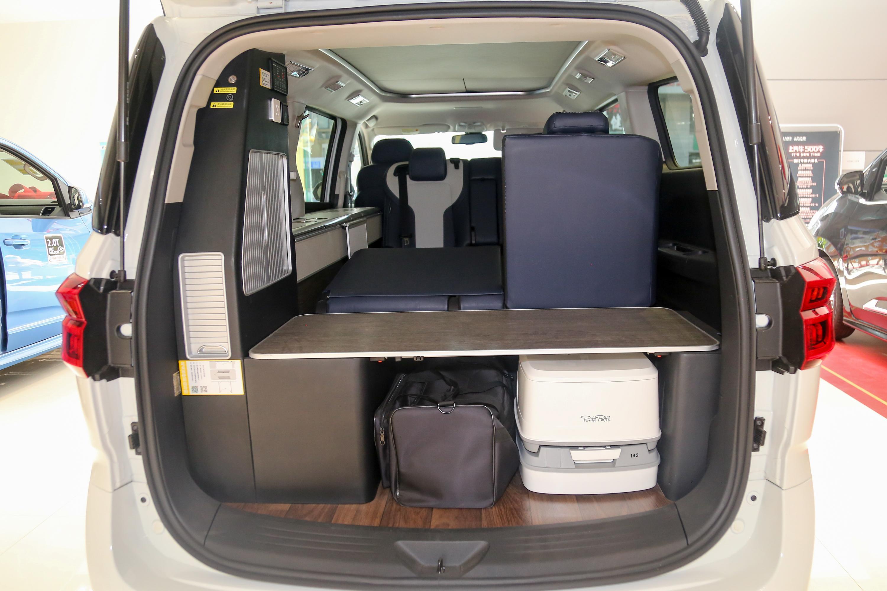 上汽大通maxusrg20车头座椅气囊