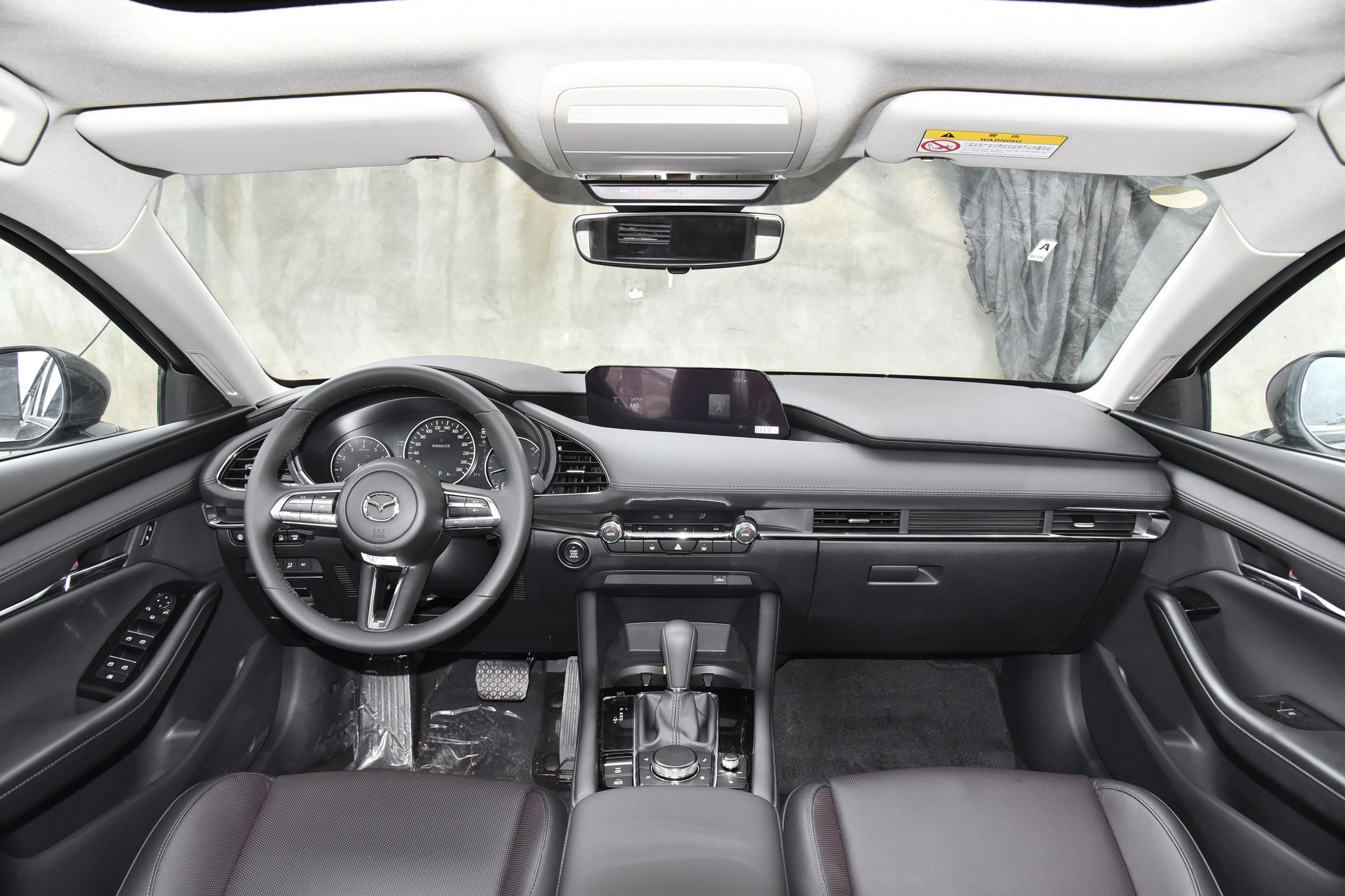 马自达3 昂克赛拉车内饰-轴距-动力-易车