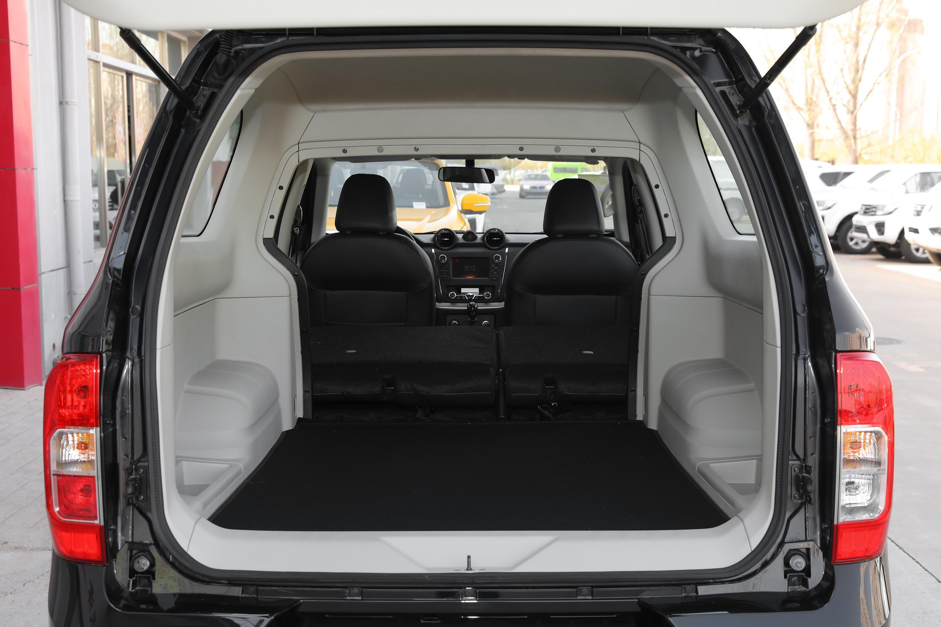 帕拉索车身_方向盘_气囊