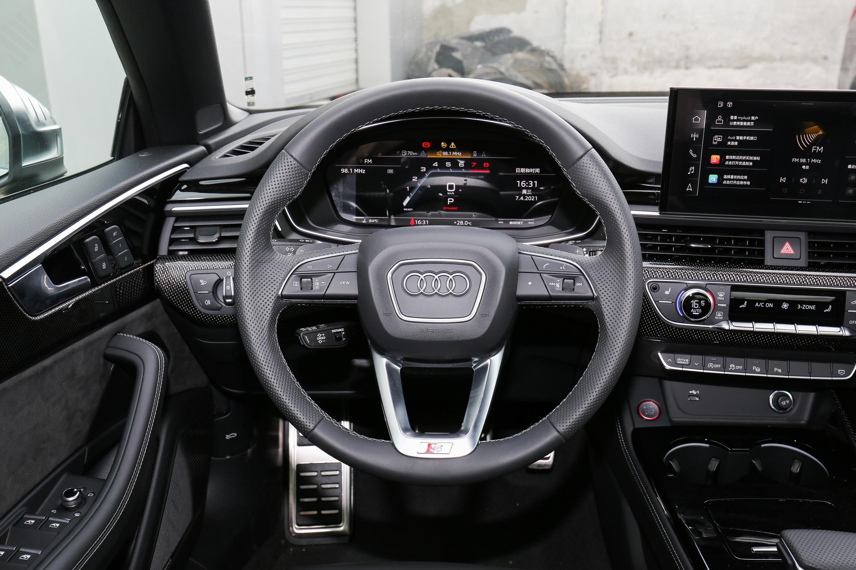 奥迪s5车尾-方向盘-气囊-易车