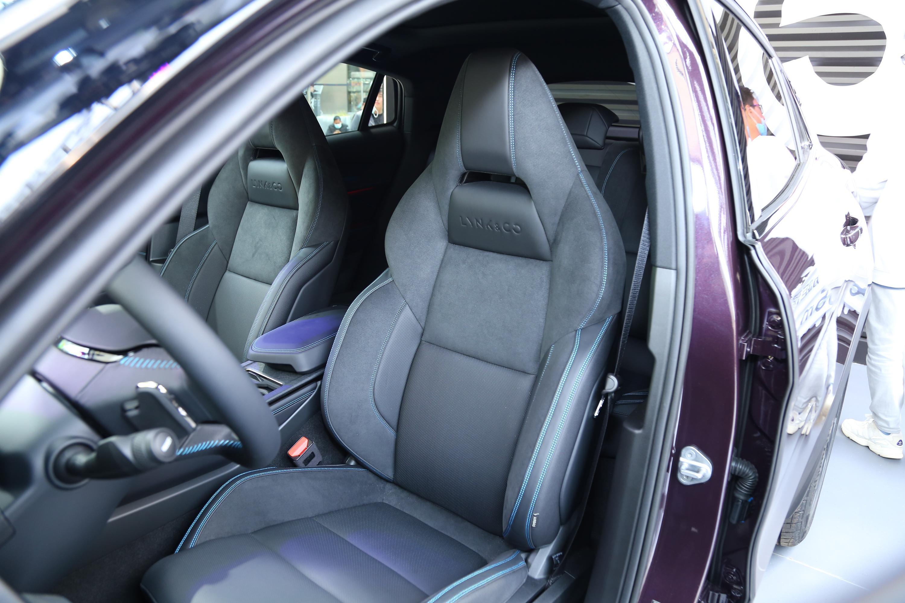 领克05phev车头座椅气囊