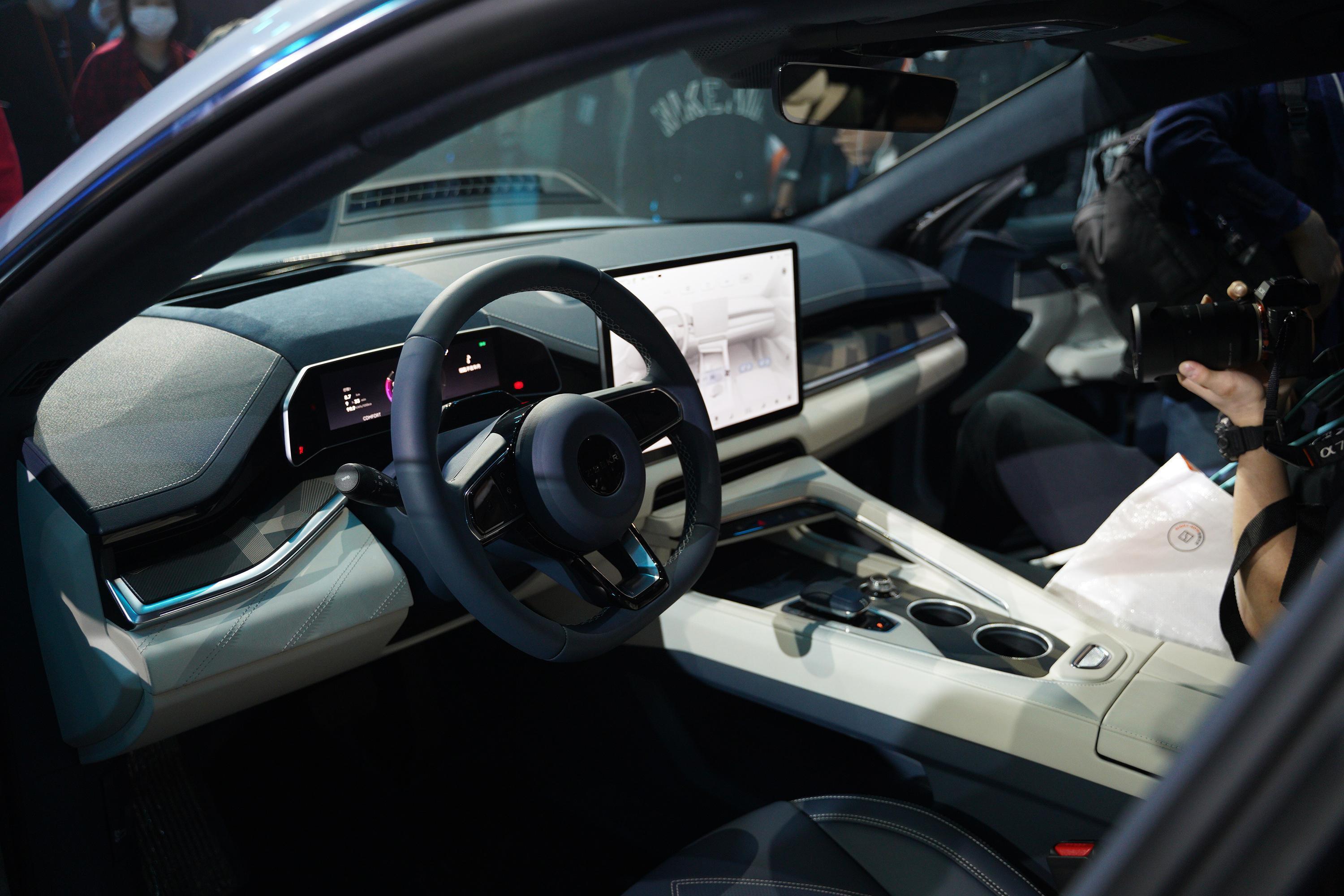 极氪001车头_座椅_气囊