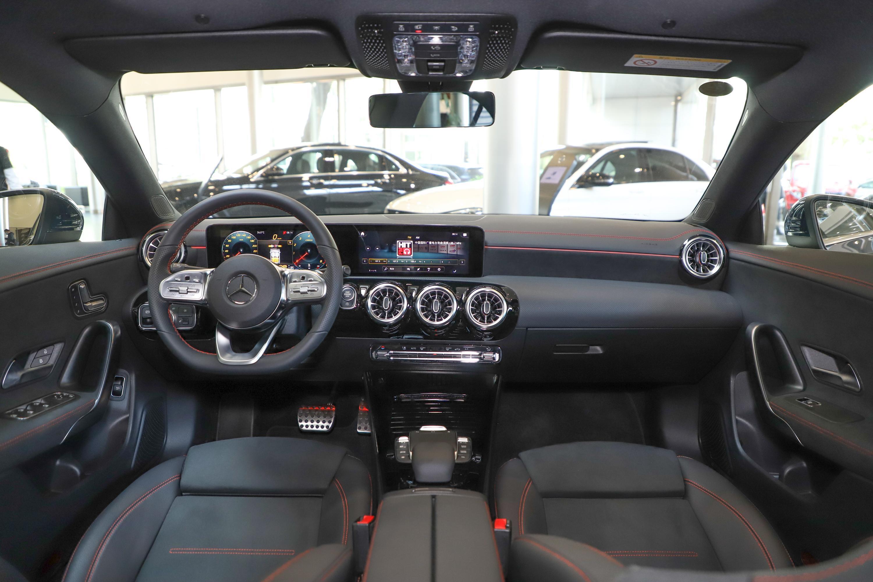 奔驰cla级车灯-座椅-气囊-易车