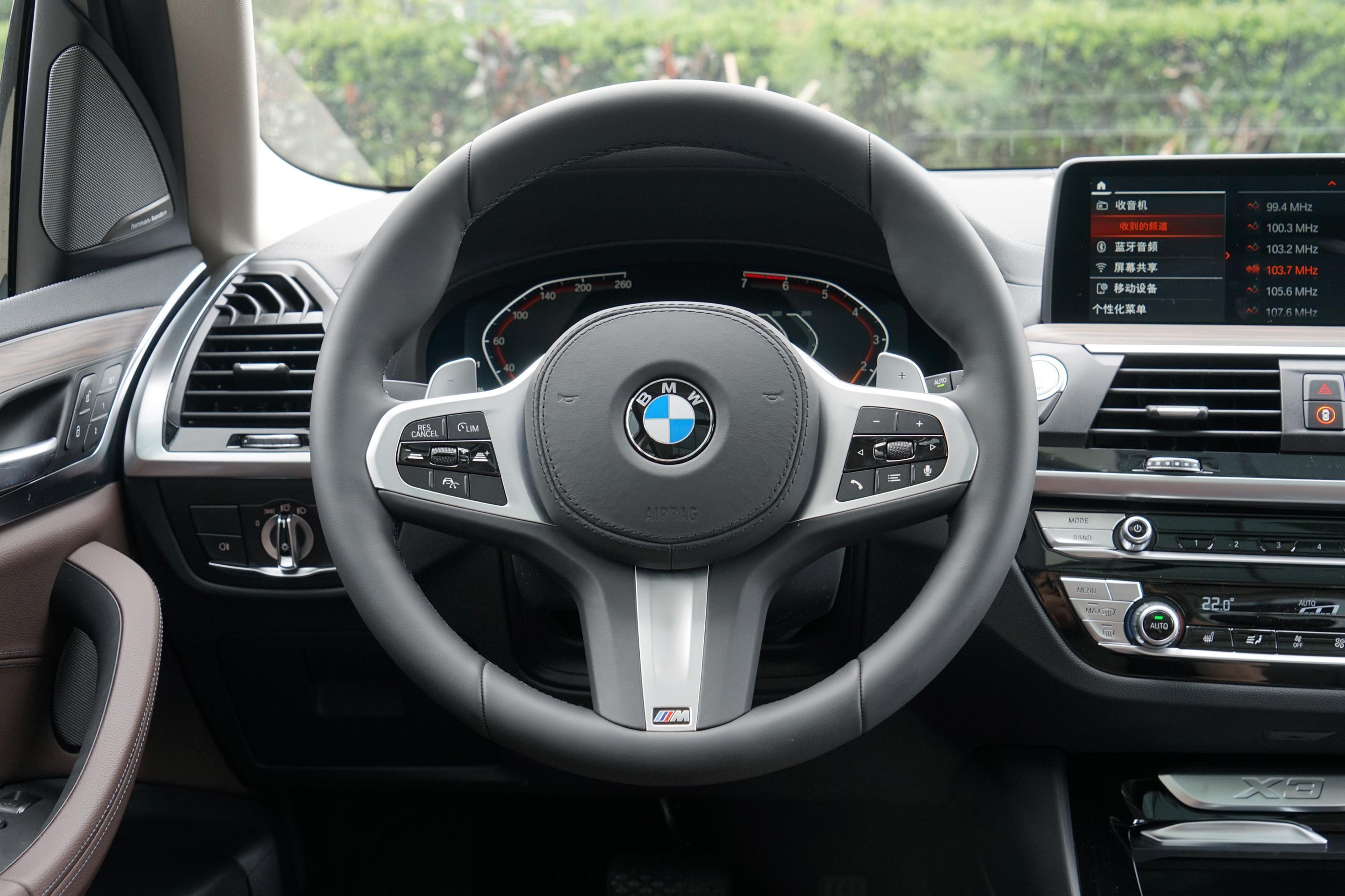宝马x3车尾-方向盘-气囊-易车