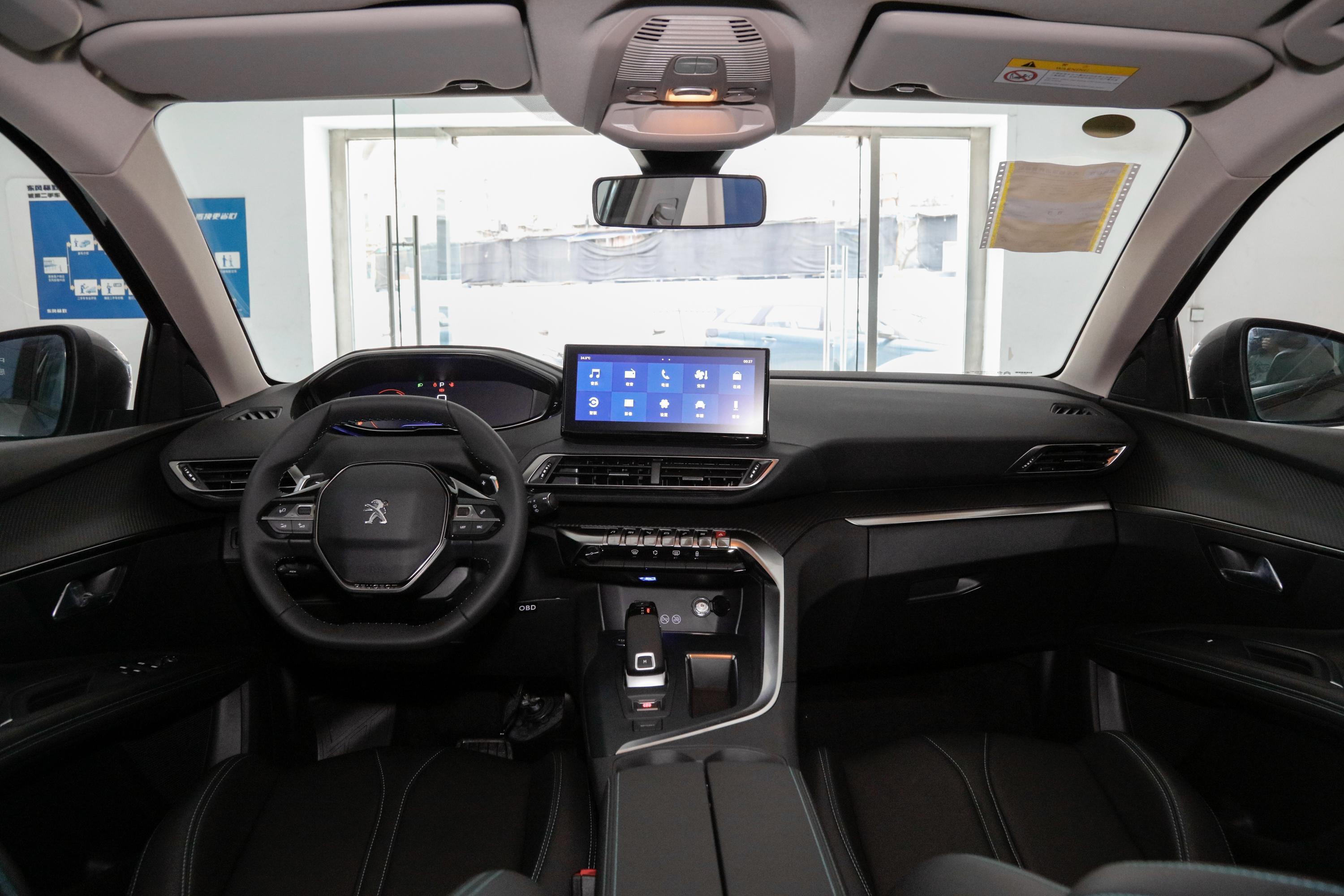 标致5008手动空调后排发动机