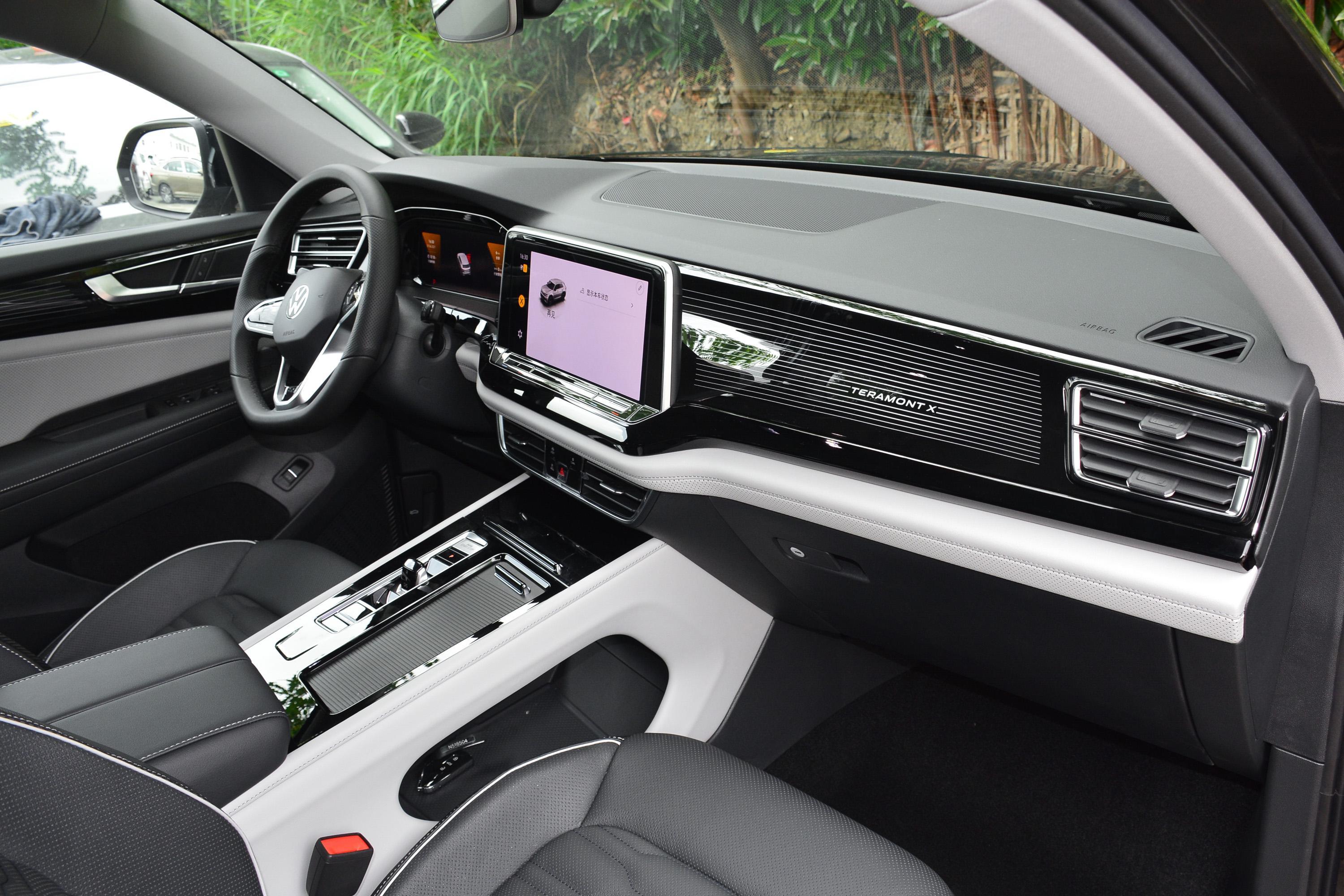 途昂x真皮座椅-后排-发动机-易车