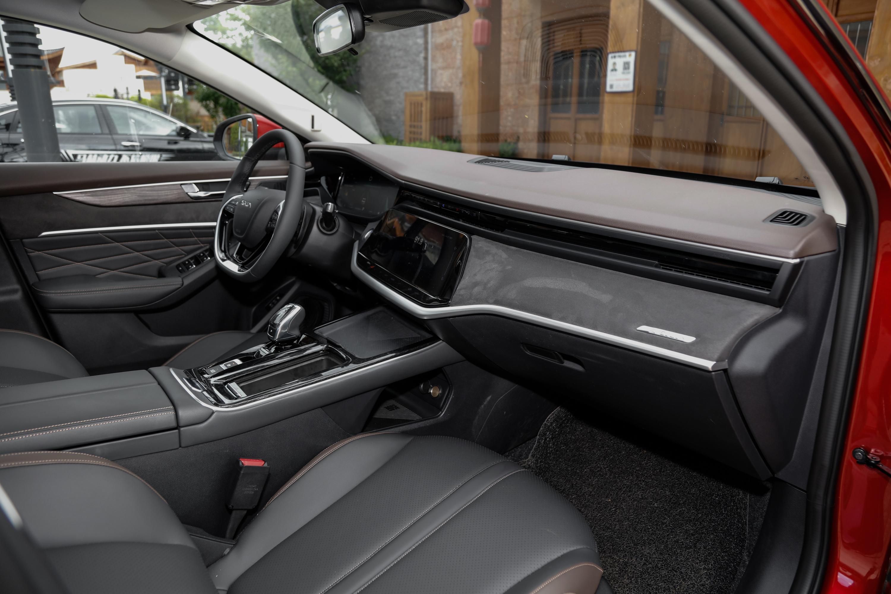 奕炫max内饰-后排-动力-易车