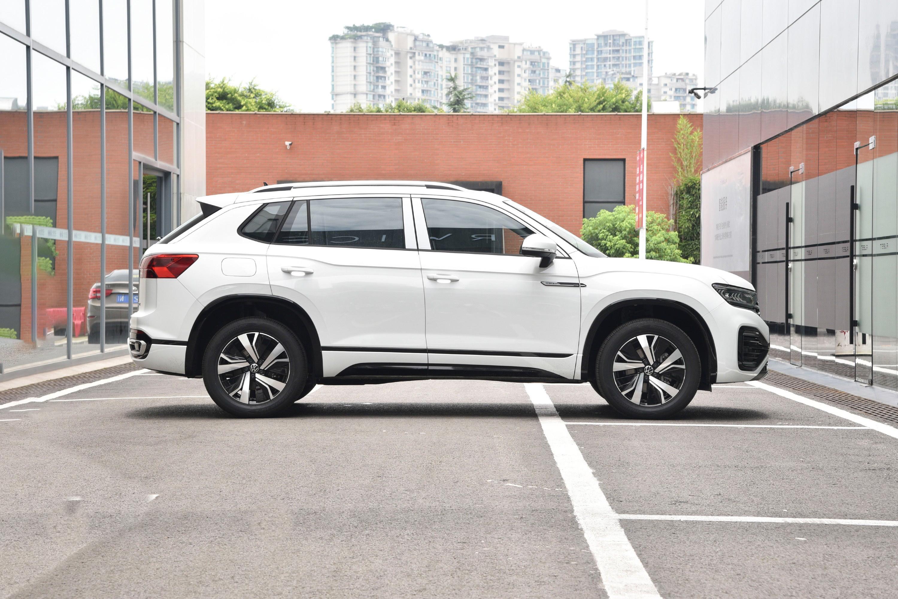 最亲民的一汽 大众 新能源车外观内饰够科幻 易车