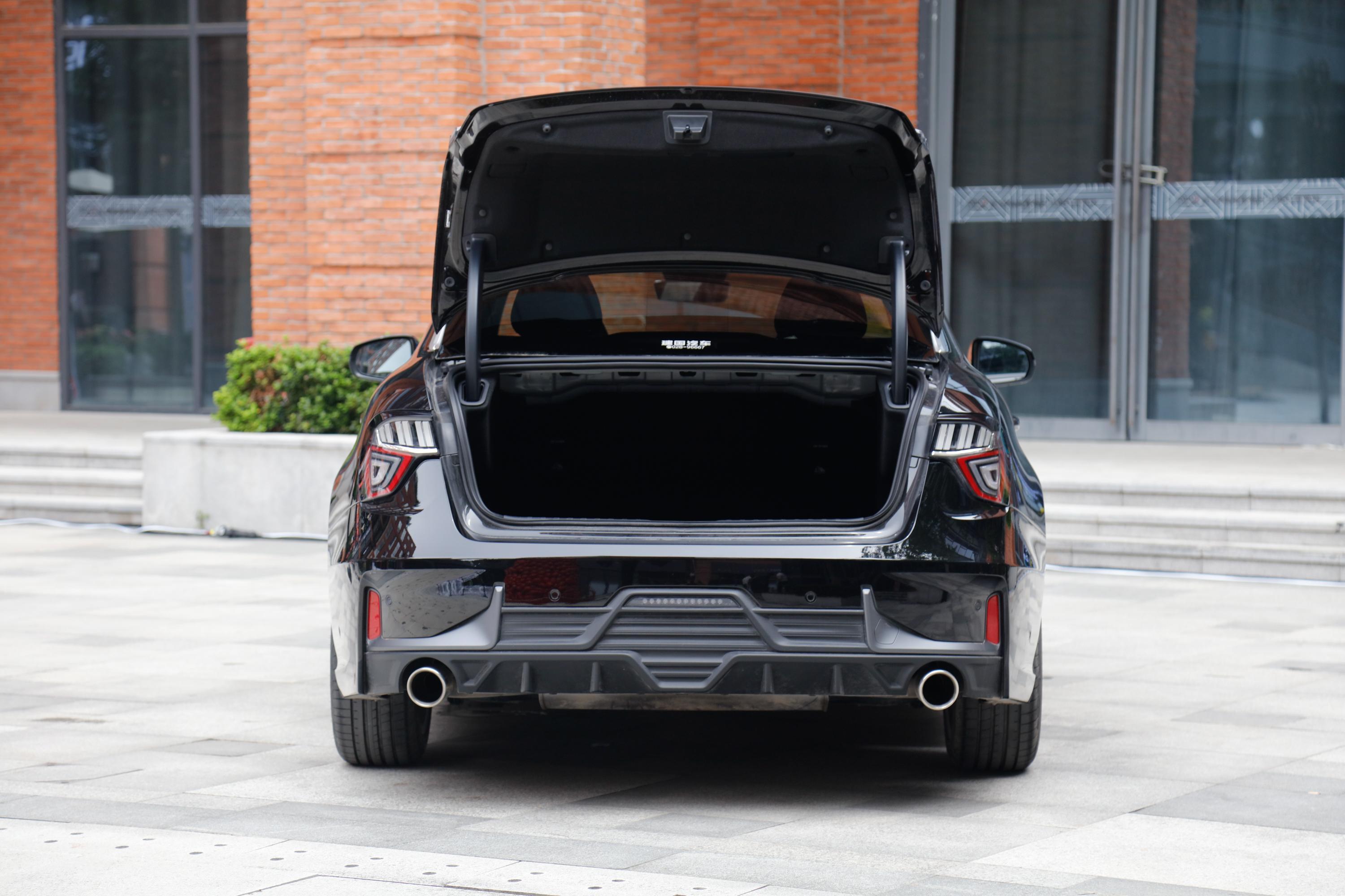 领克03车尾-座椅-气囊-易车