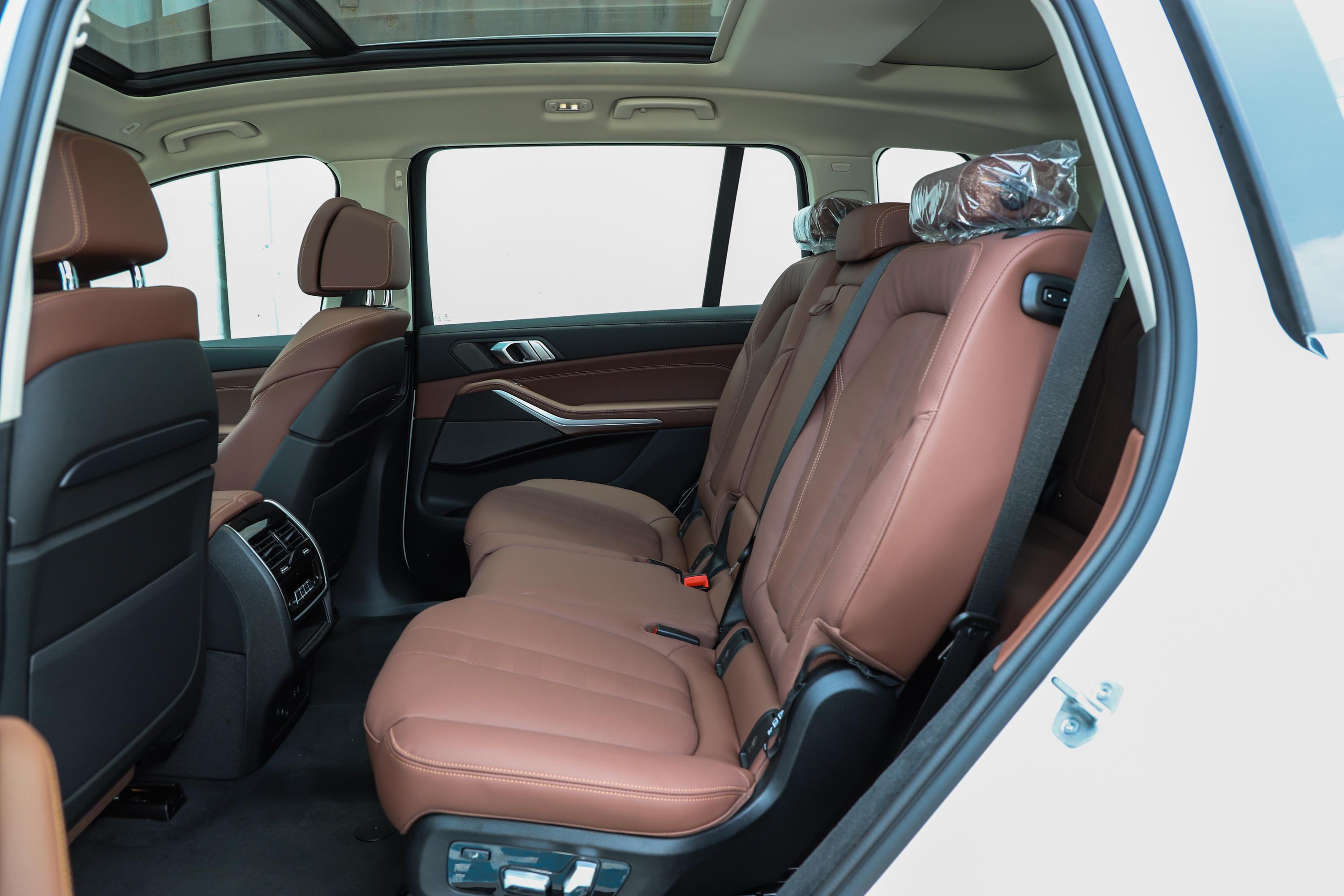 宝马x7内饰-空间-动力-易车