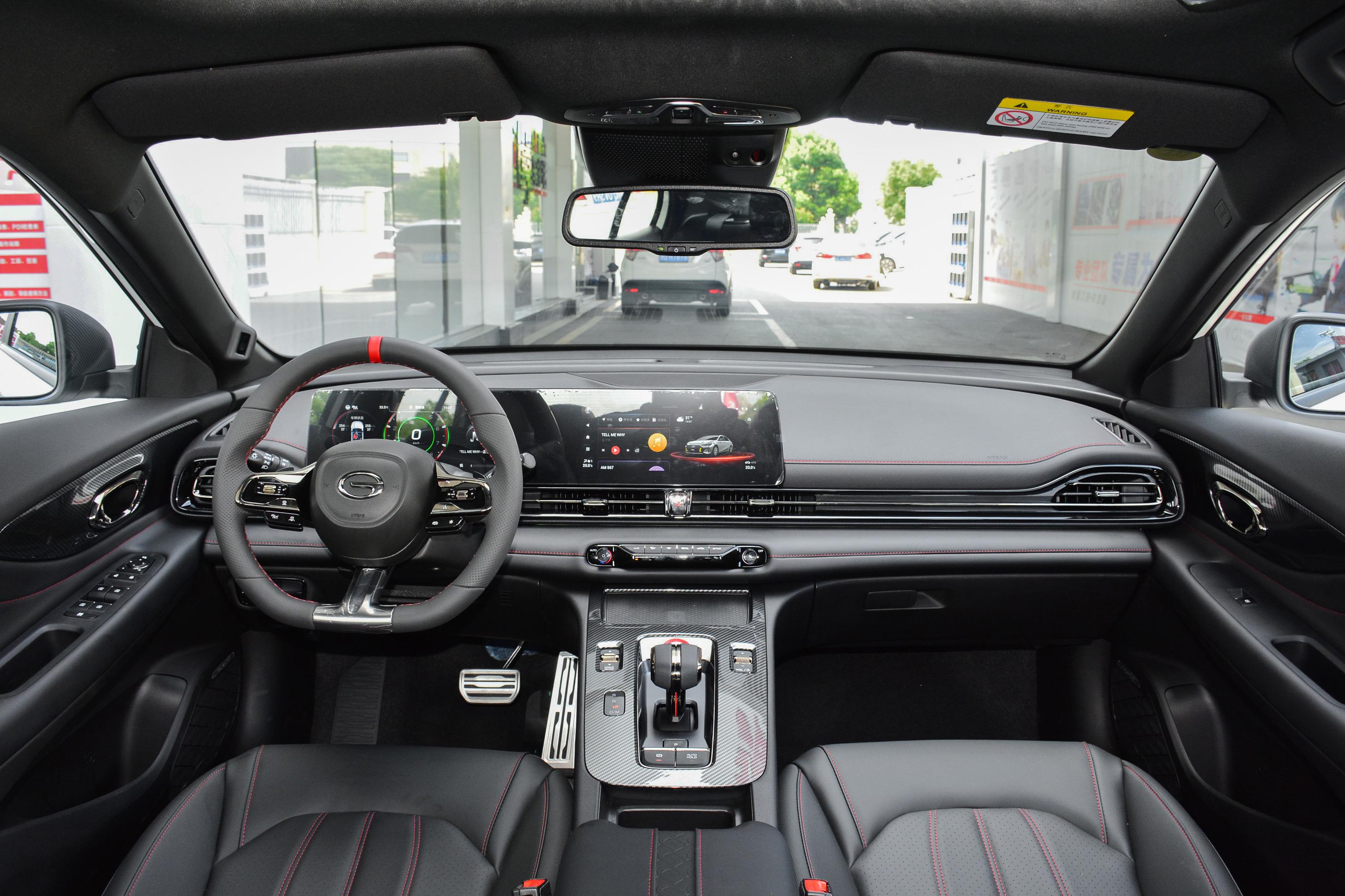 影豹内饰-后排-双离合-易车