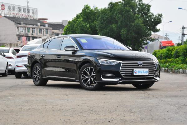 比亚迪e9购车送大礼包