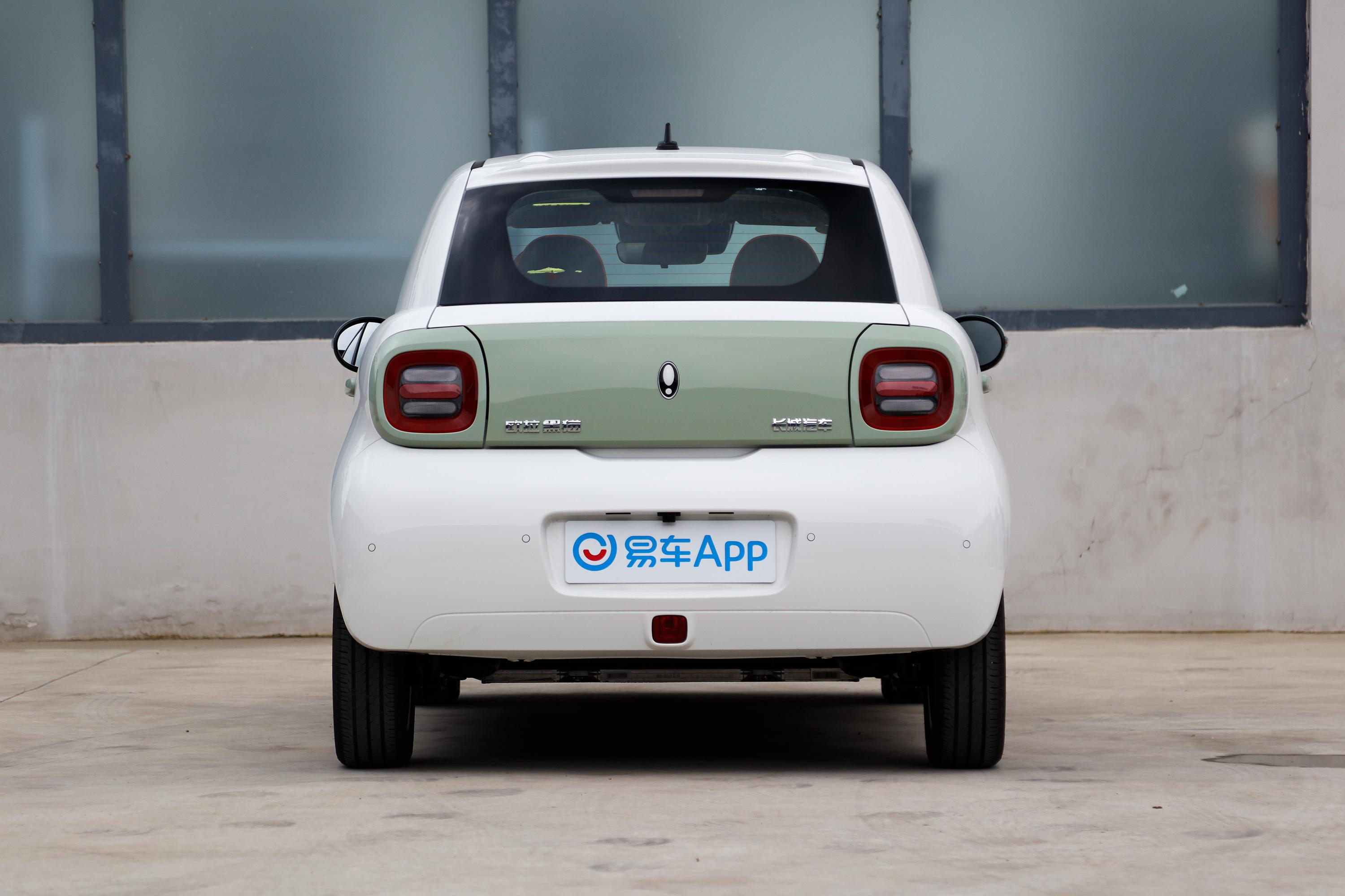 长城汽车·新能源欧拉黑猫外观很沉稳大气 配置更丰富_易车