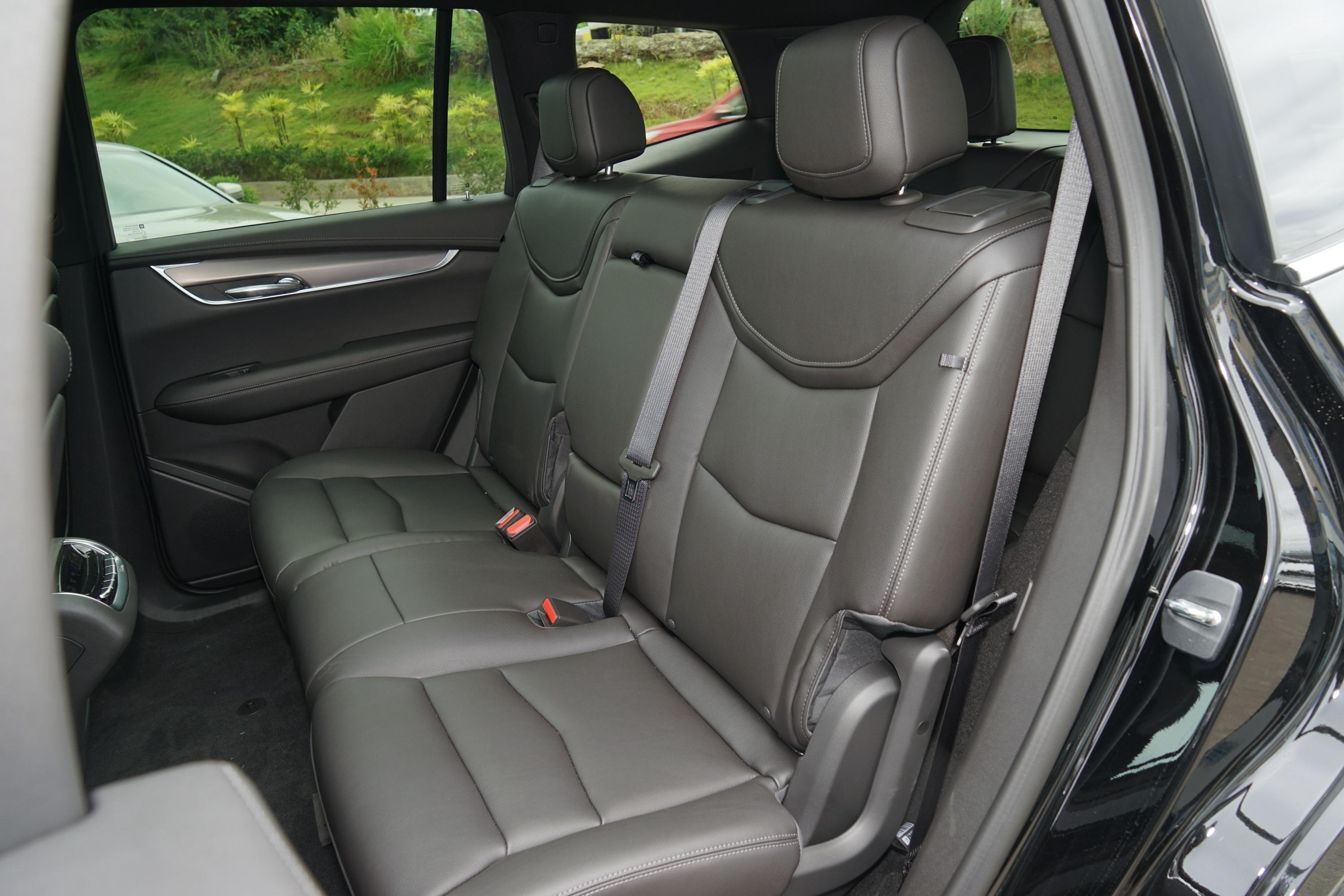 凯迪拉克xt6内饰-空间-发动机-易车