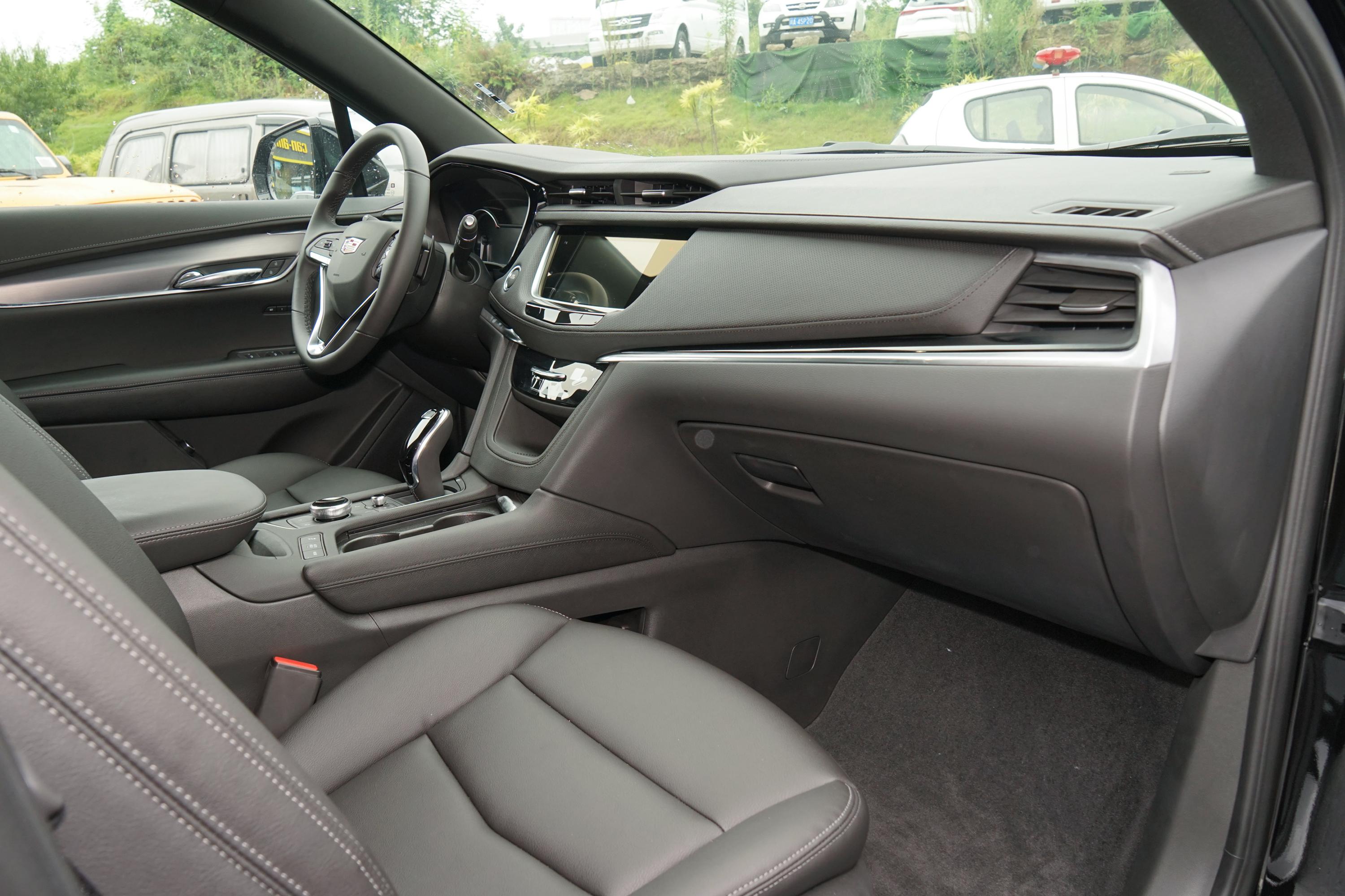 凯迪拉克xt6内饰空间动力