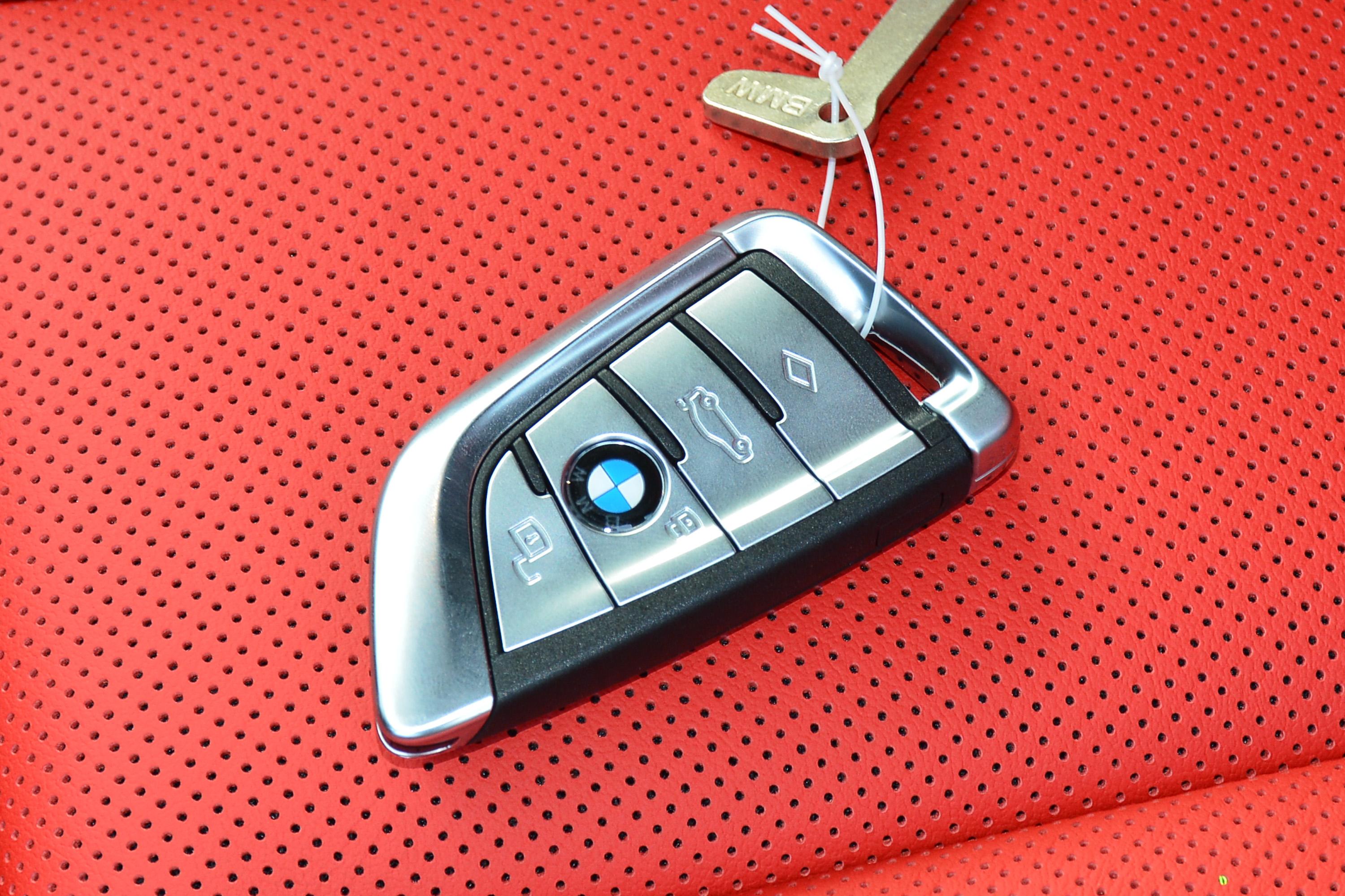 宝马8系车尾-座椅-气囊-易车