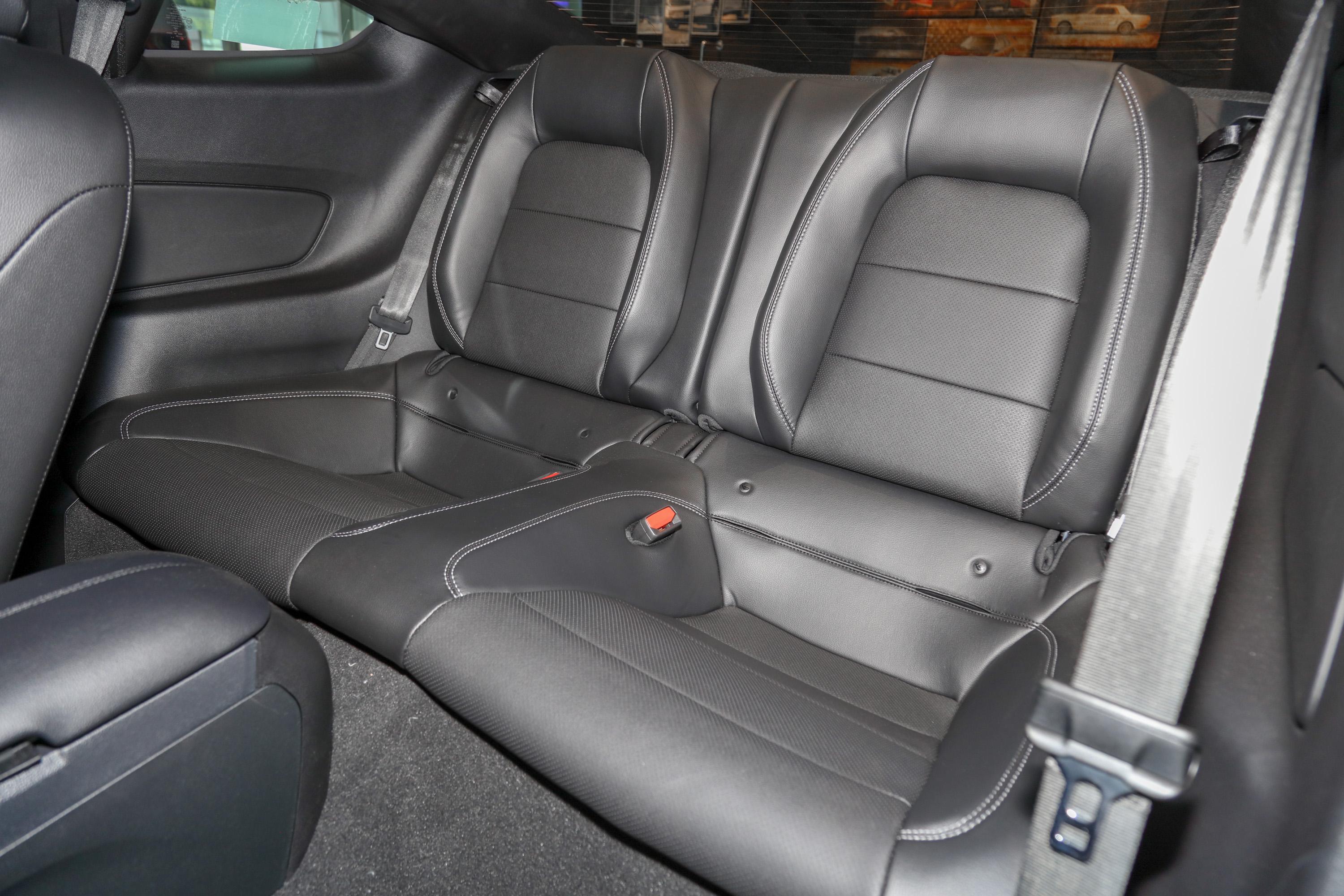 mustang内饰-空间-配置-易车