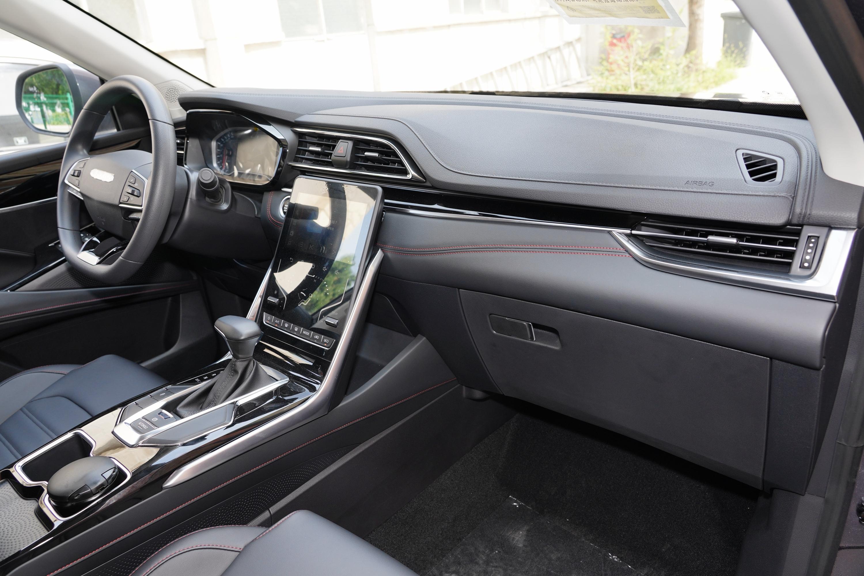 上汽大通maxusd60车头座椅气囊