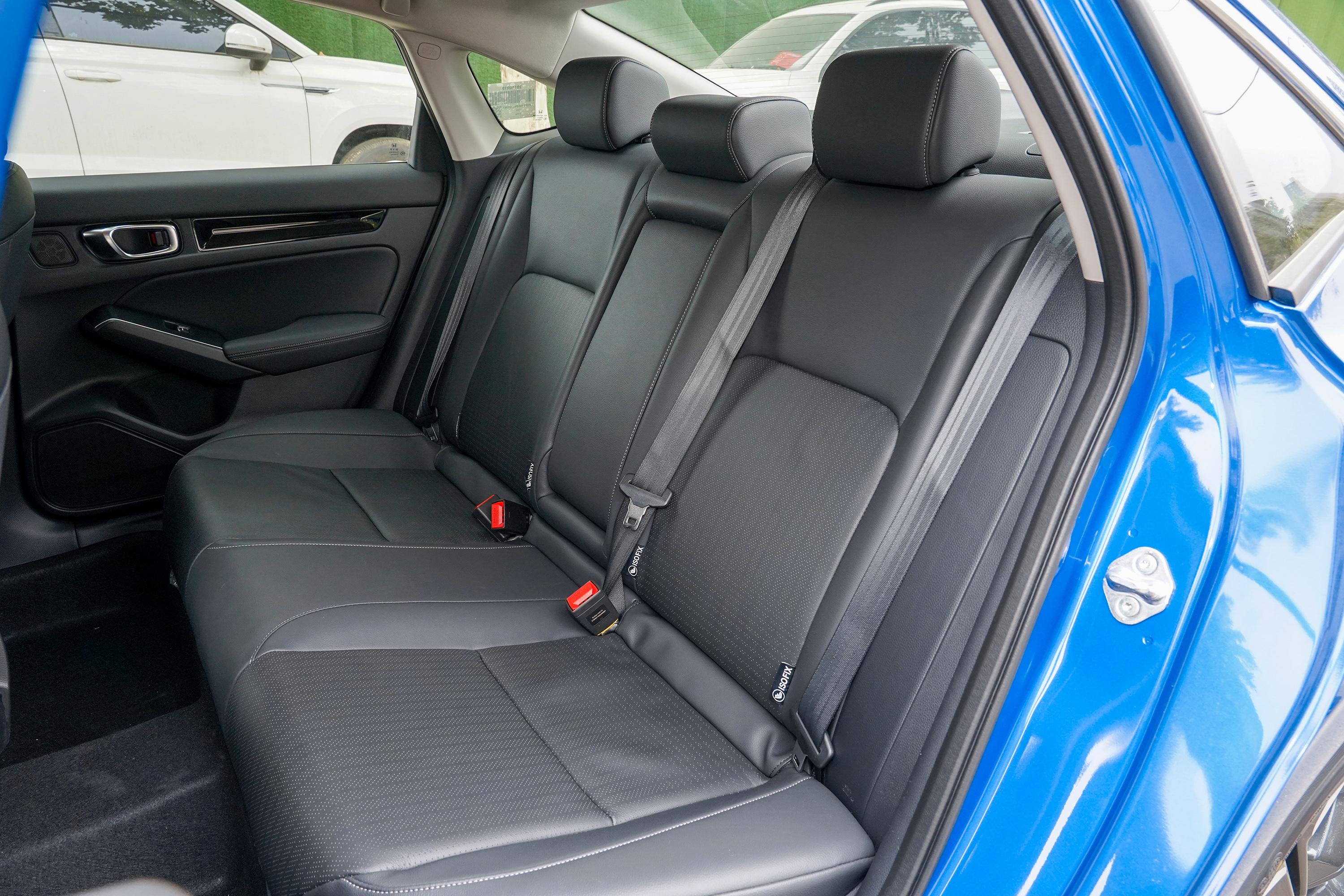 思域座椅-空间-驻车-易车