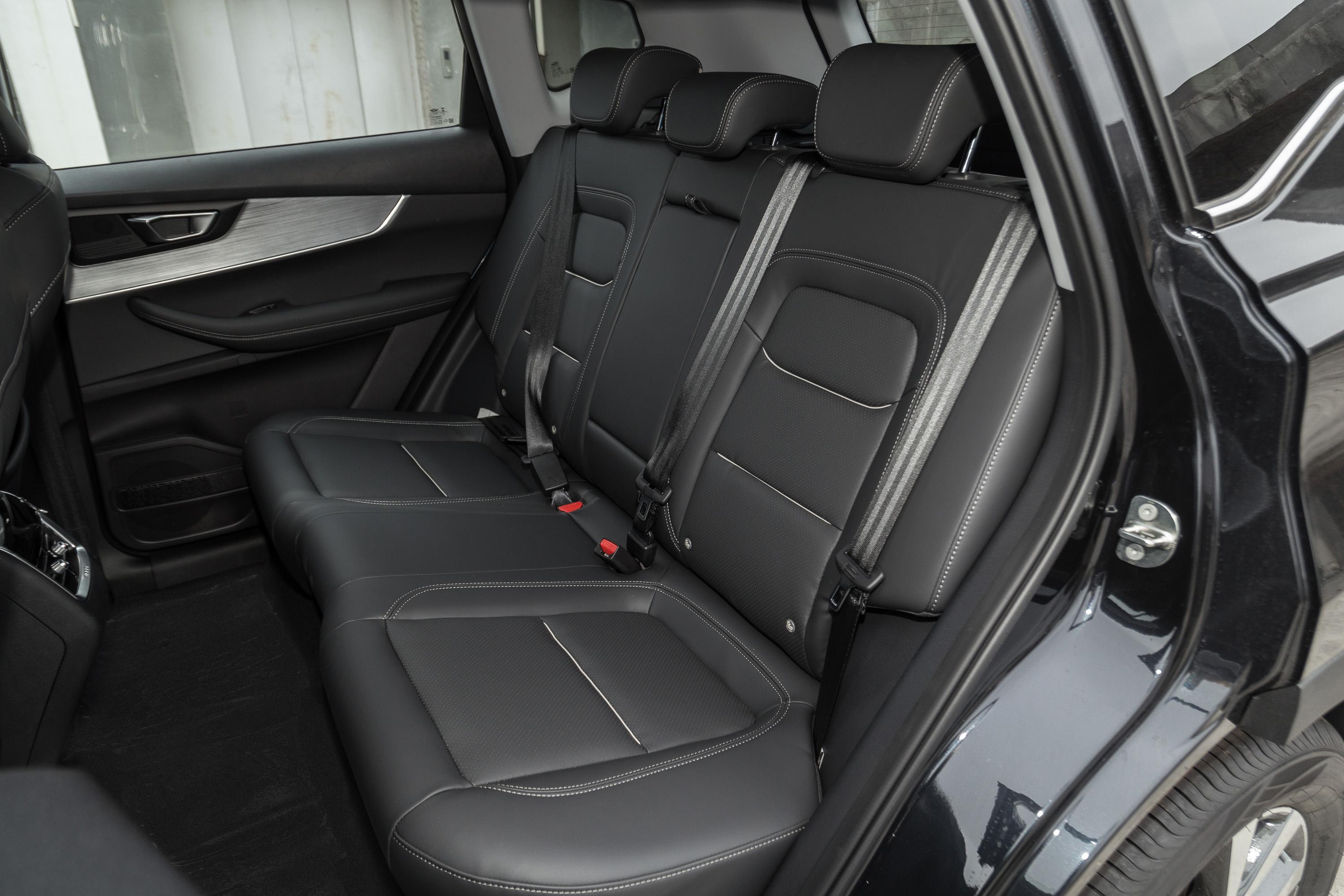 瑞虎7 plus车身-座椅-气囊-易车