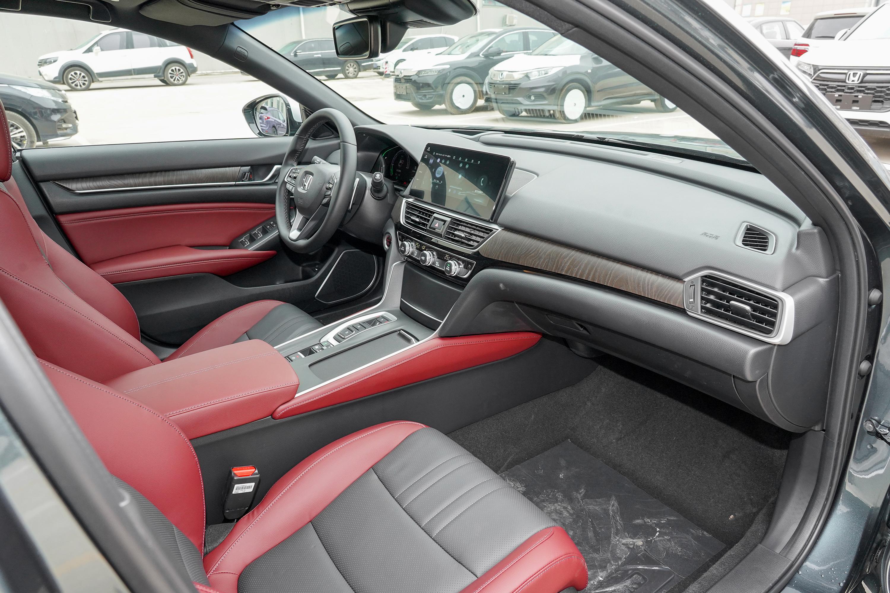 英仕派空间-后排-发动机-易车