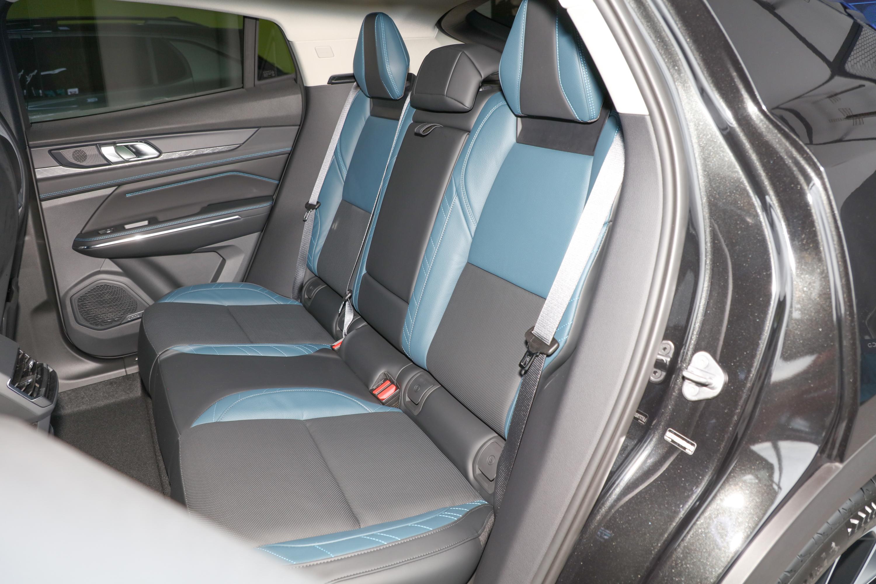 领克05空间-轴距-动力-易车