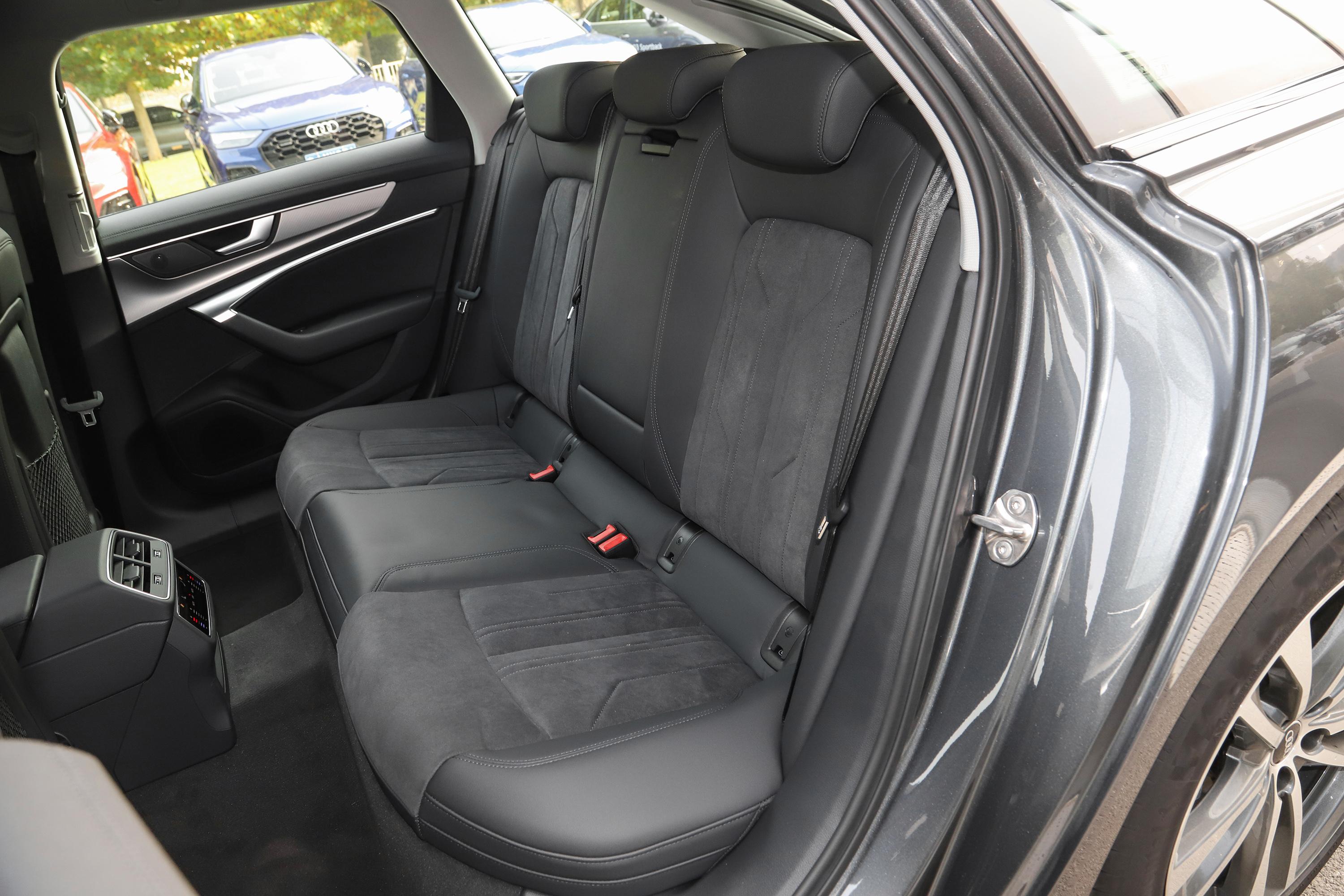 奥迪a6内饰-后排-动力-易车