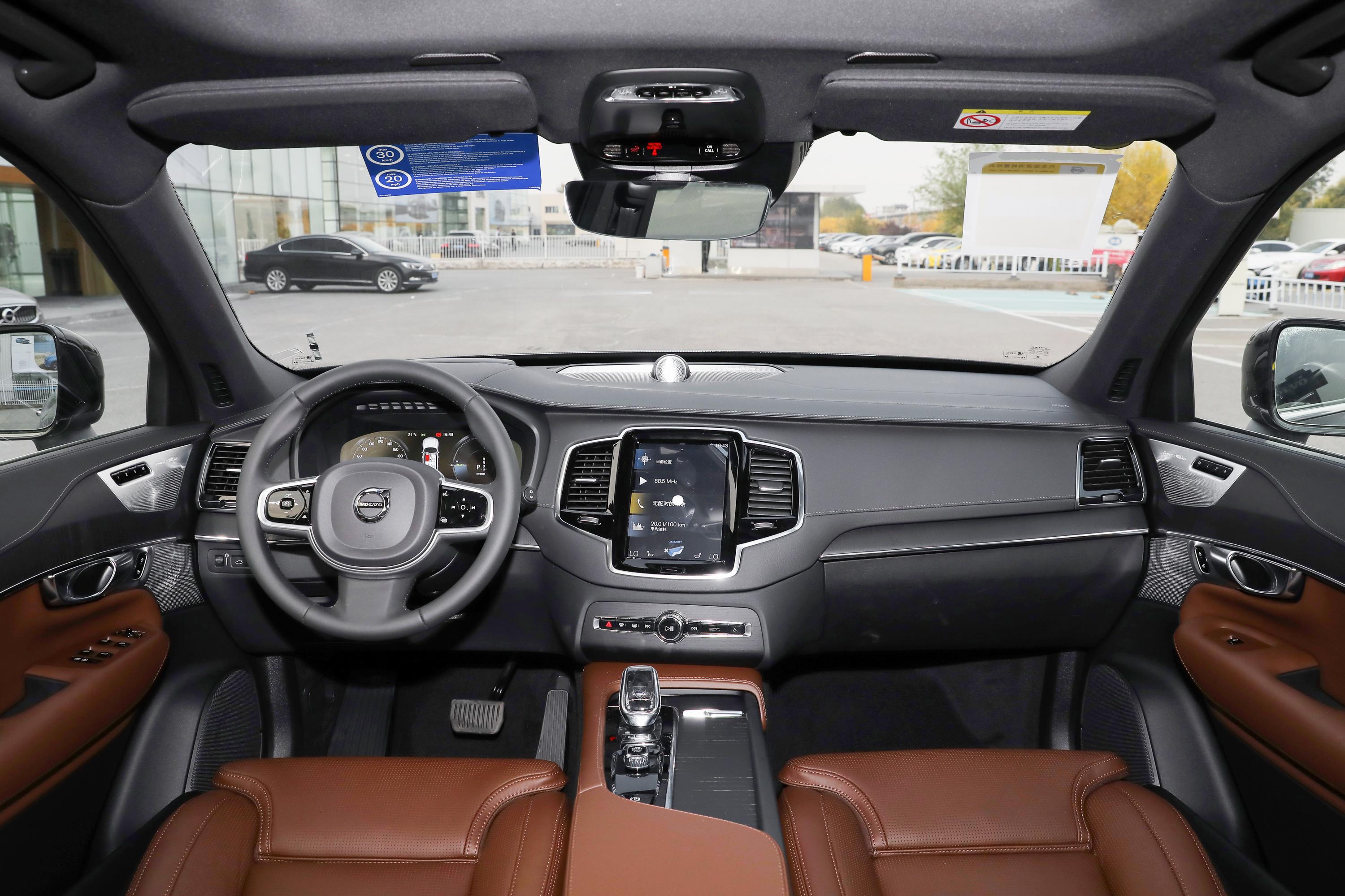 沃尔沃xc90插电混动车尾座椅动力