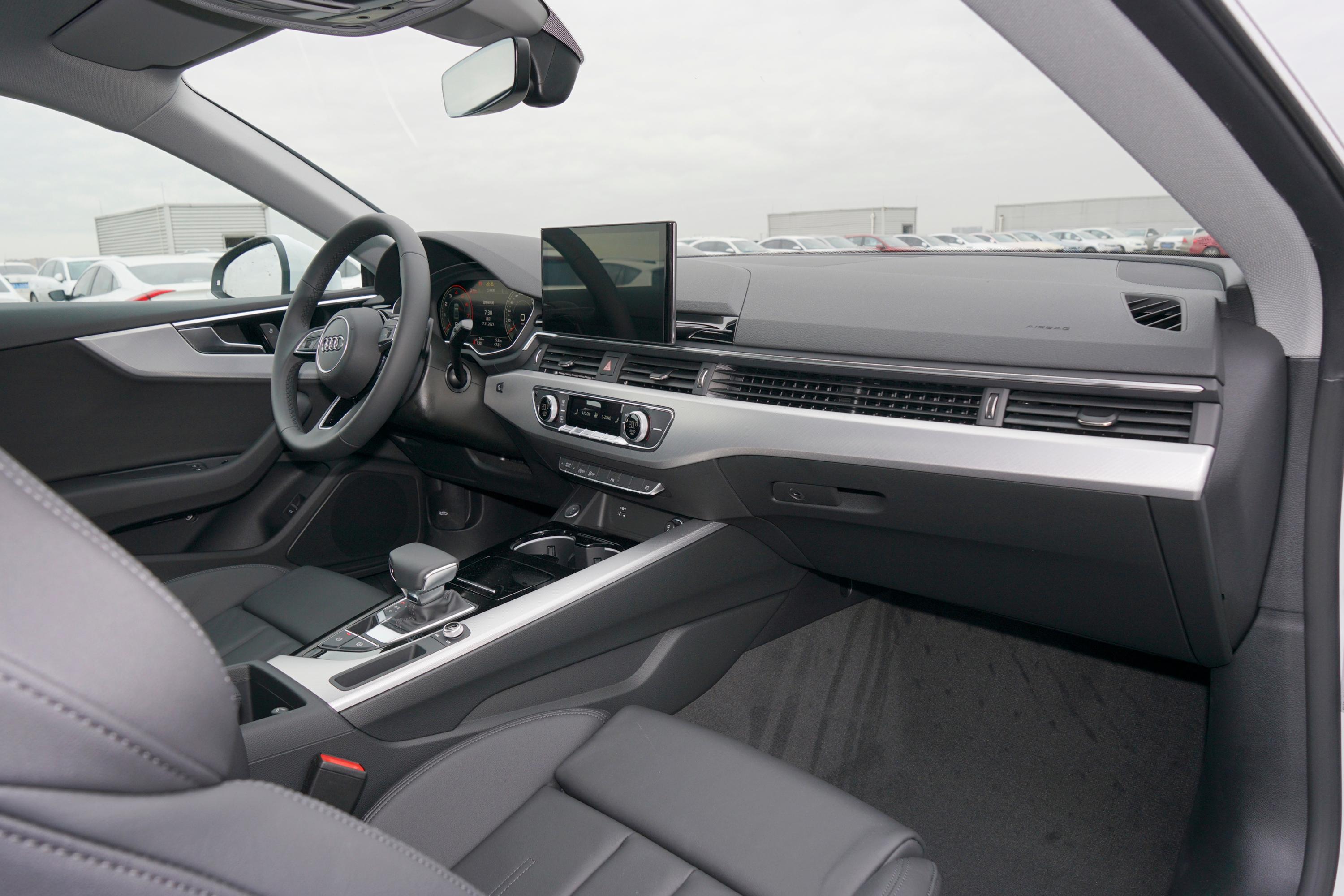 奥迪a5内饰-空间-雷达-易车