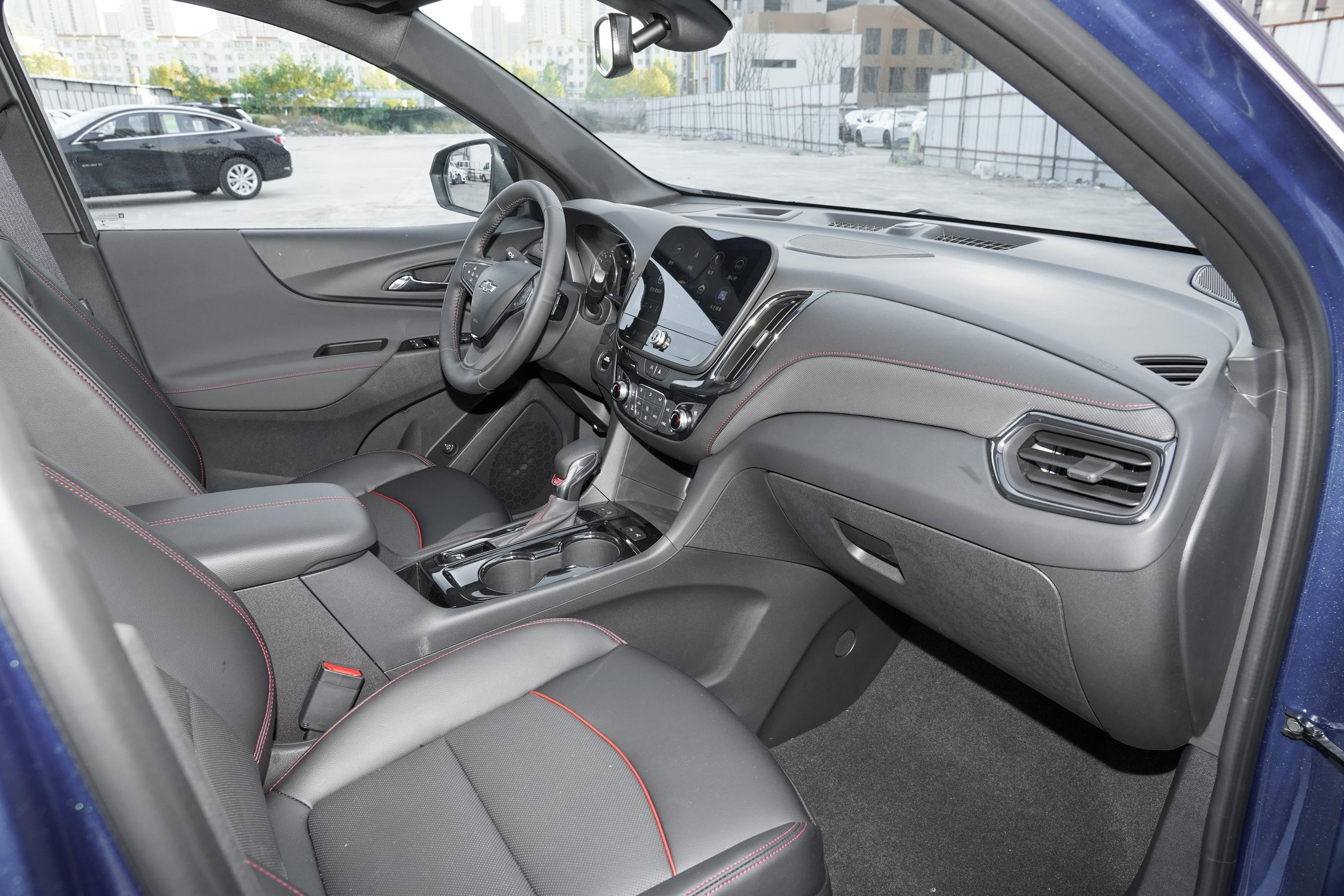 探界者中控台-空间-发动机-易车