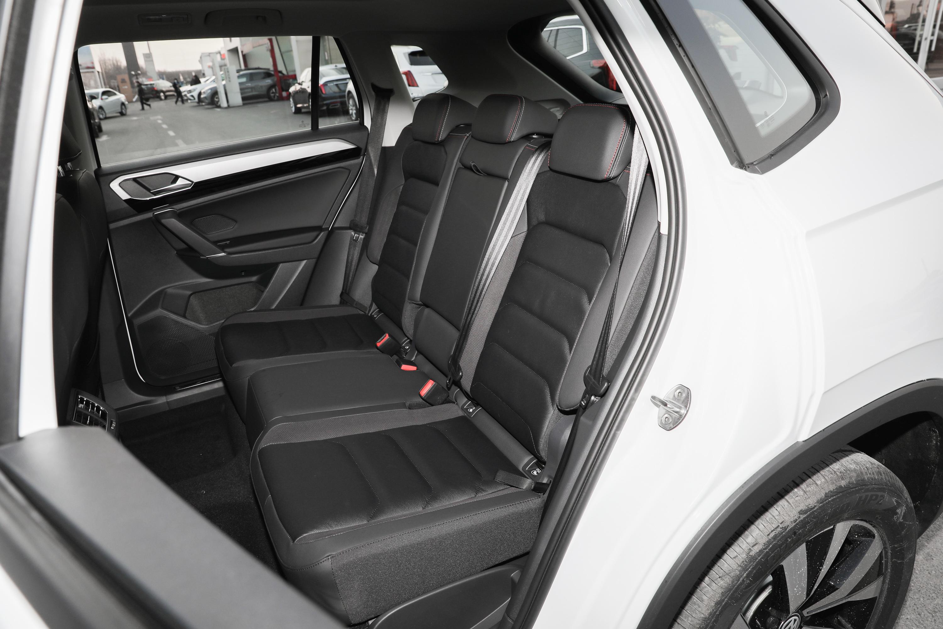 探岳手动空调-轴距-动力-易车